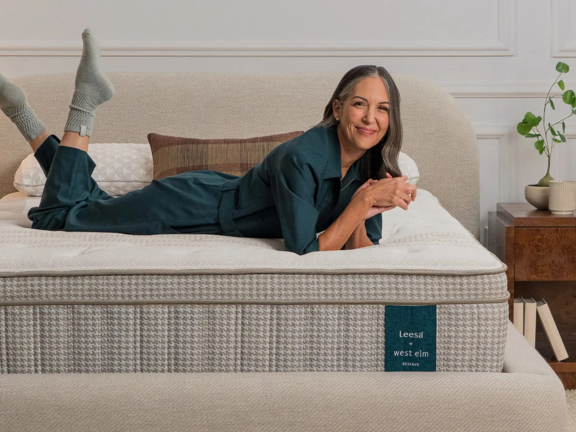 Reserve Hybrid Mattress | Leesa Sleep