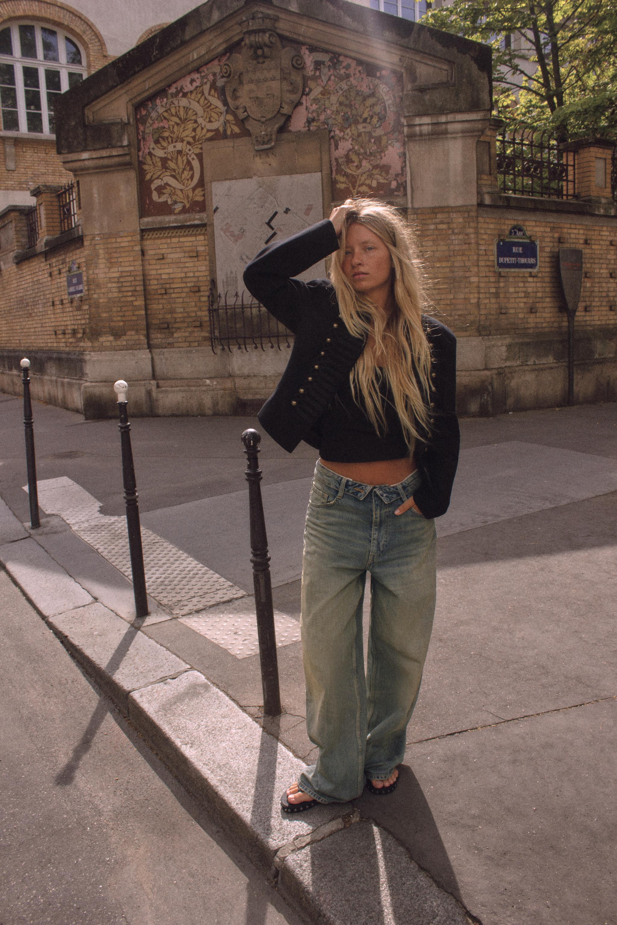 TRF MID-RISE FOLDED WAIST DISTRESSED JEANS | Zara US
