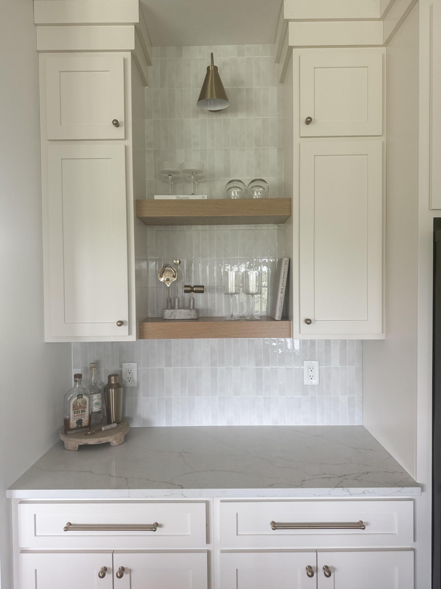 Bar | bar decor | bar shelf | kitchen bar | kitchen decor | kitchen shelf

#LTKFindsUnder50 #LTKSaleAlert #LTKHome