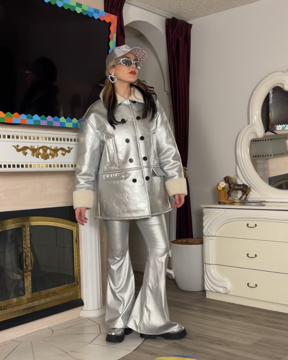 metallics for winter fashion?! absolutely 

#LTKSeasonal #LTKStyleTip