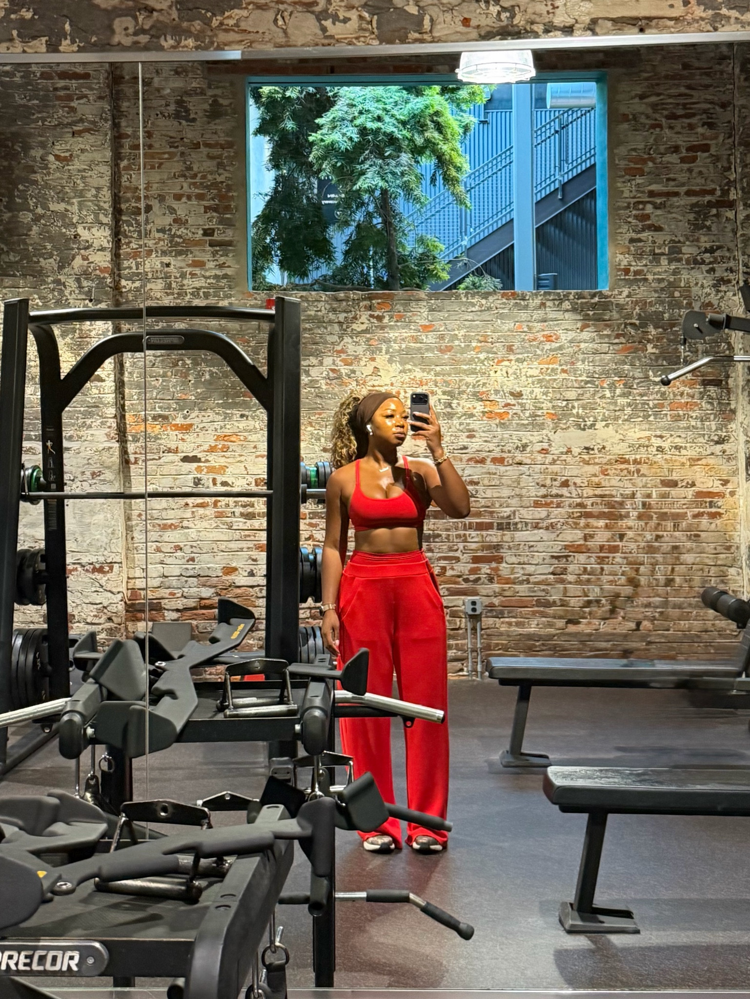 Today’s lift fit!! Medium top large long bottoms! Linked a more affordable set on Amazon!!

#LTKActive #LTKTall