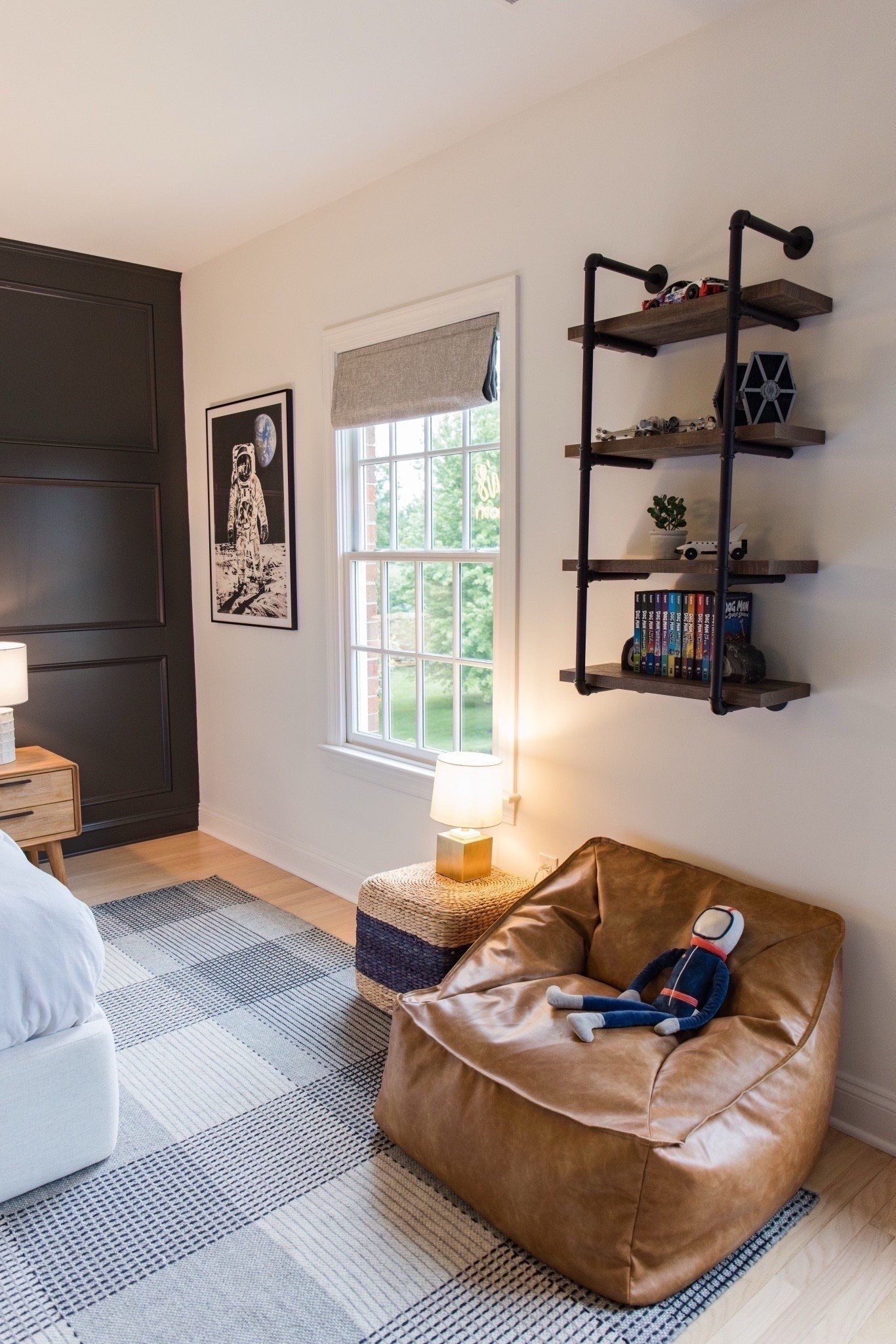 Another view of this room- this rug is one of our favorites! 

Boys Room | Kids Room | Arched Manor | Neutral Home | Modern Home | Reading Nook #archedmanor #modernhome #neutralhome #homedecor #casualstyle #neutralstyle 


#LTKHome #LTKSeasonal