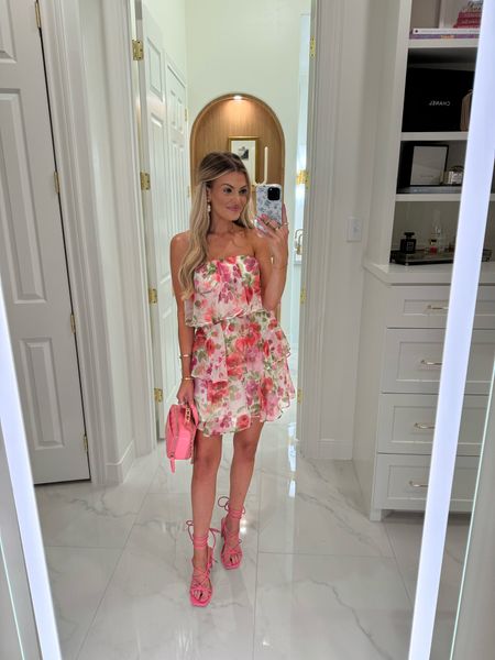Love this flirty mini for a fun summer wedding! Save 20% + an extra 15% with my code:

Summer dresses, wedding guest dresses, summer style, Abercrombie sale, Abercrombie dresses, summer trends

#LTKFindsUnder100 #LTKSaleAlert #LTKStyleTip