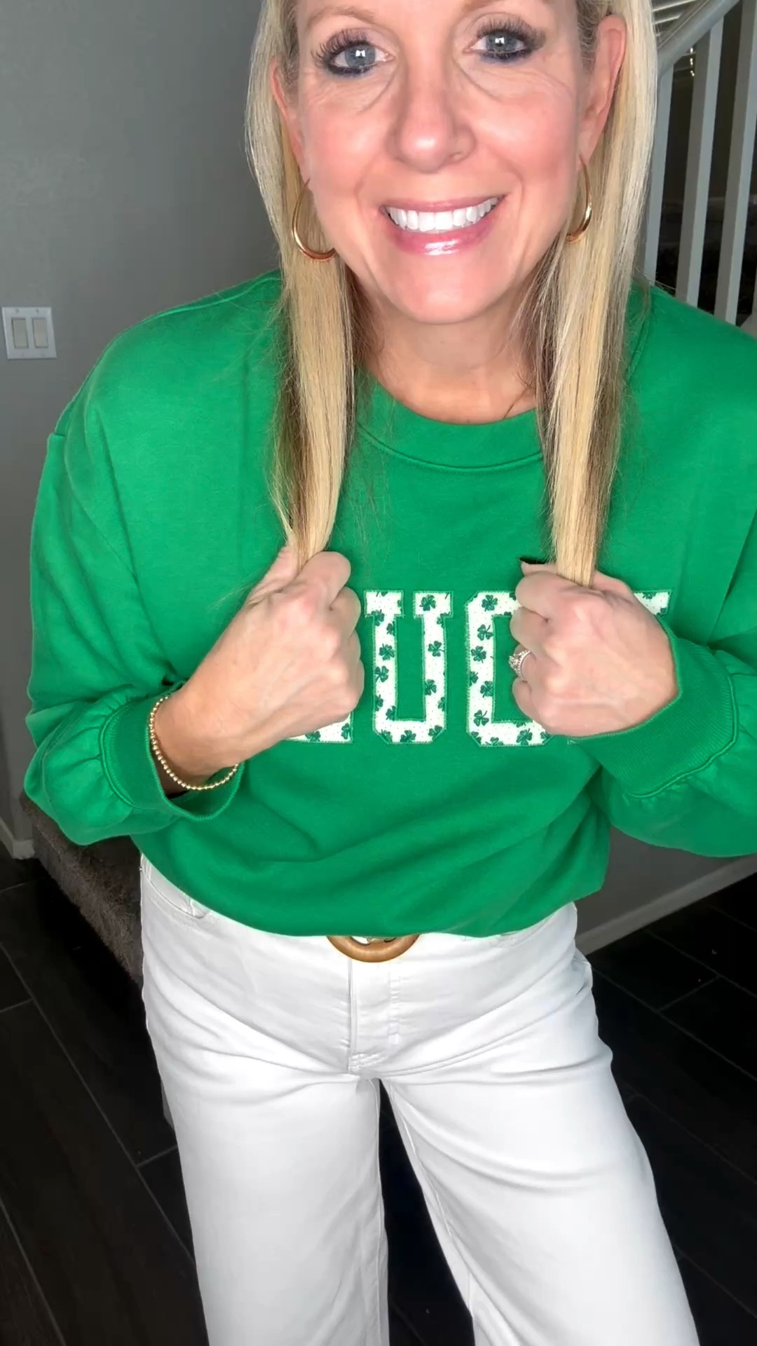 The cutest shamrock sweatshirt is on SALE @loft! It’s so soft & looks adorable with the trending rafia/gold striped @Target sneakers!

Wearing my usual size S sweatshirt, 4/27 jeans, & 7 shoes.