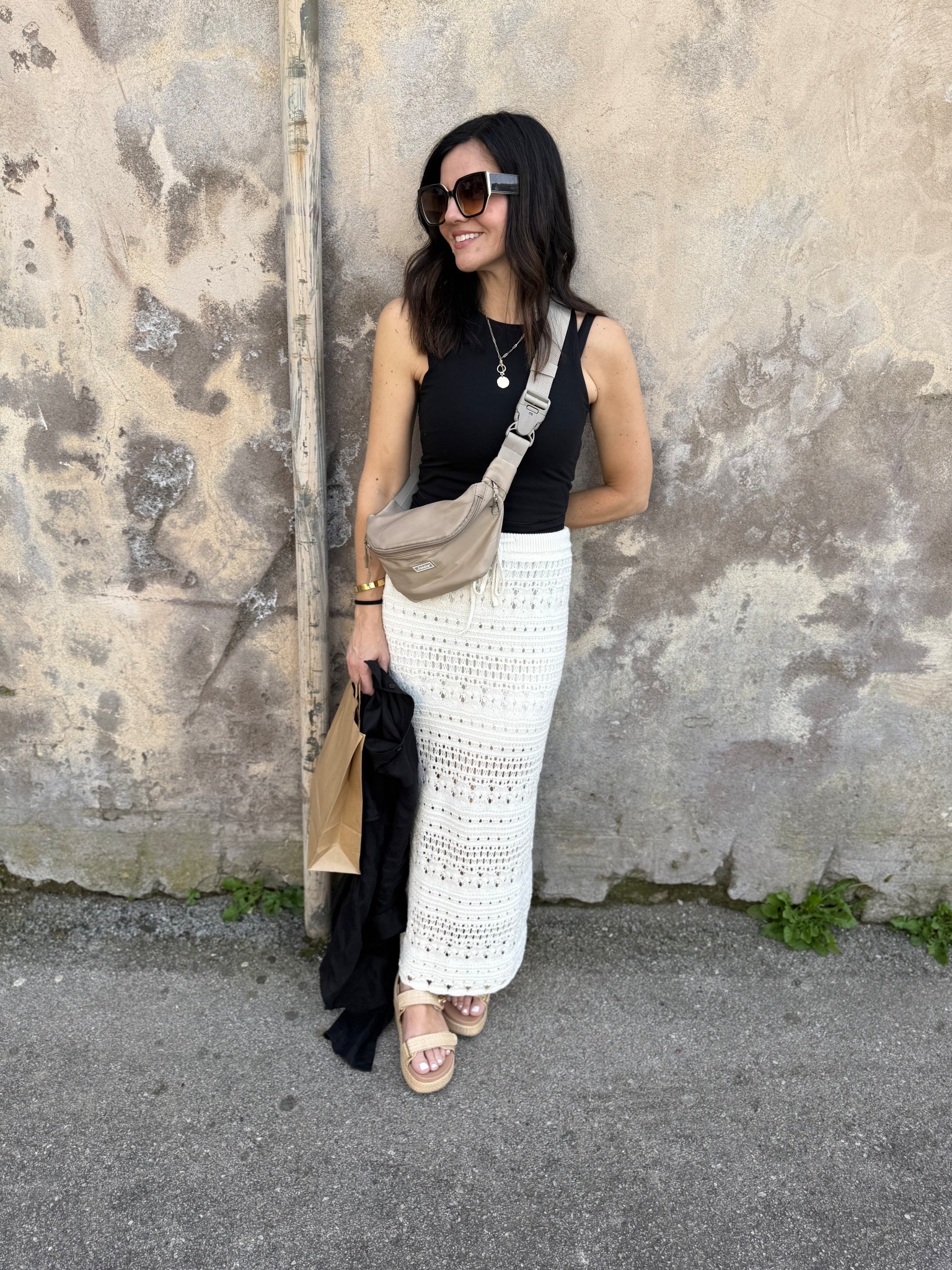 Soaking up as much outdoor time as the weather gets warmer! Did you know that catching sunlight enables your body to release serotonin…the “feel good” hormone? If you haven’t stepped into the sun today…I highly recommend it! 💛☀️

You can shop this look on my LTK page too! 

#sunlight #sunnydaysahead #shopthislook #ltkunder50 

#LTKStyleTip