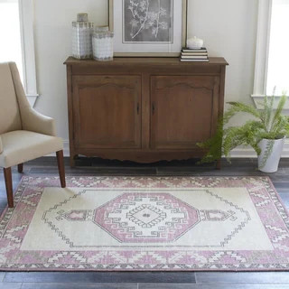 Momeni Anatolia Wool Blend Traditional Medallion Area Rug | Bed Bath & Beyond