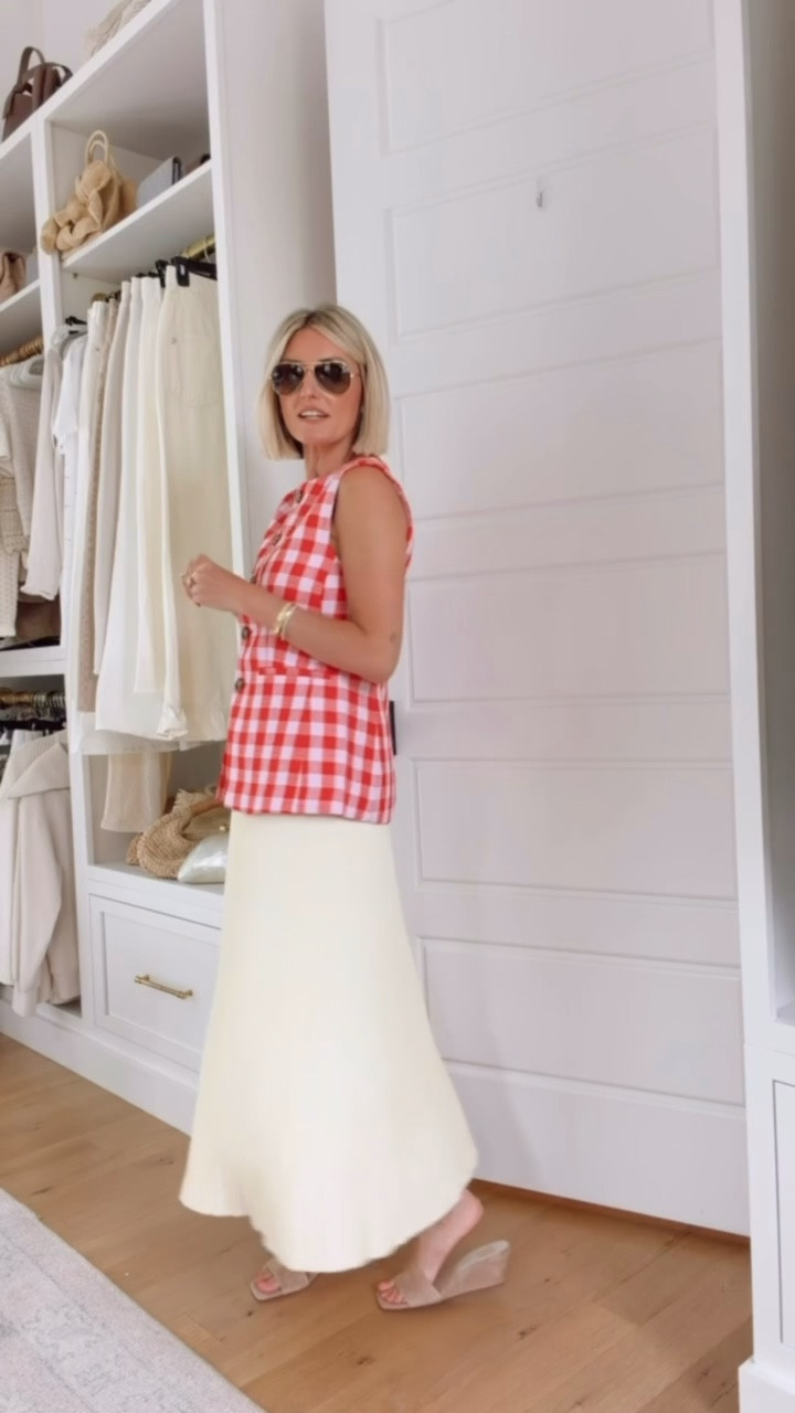 This would be such a cute look for Memorial Day or the Fourth of July! Wearing size 0 in the vest & XS in the skirt. 

Loverly Grey, Ann Taylor, spring fashion, spring outfit ideas, Memorial Day outfit ideas, Fourth of July outfit ideas 

#LTKSeasonal #LTKootd