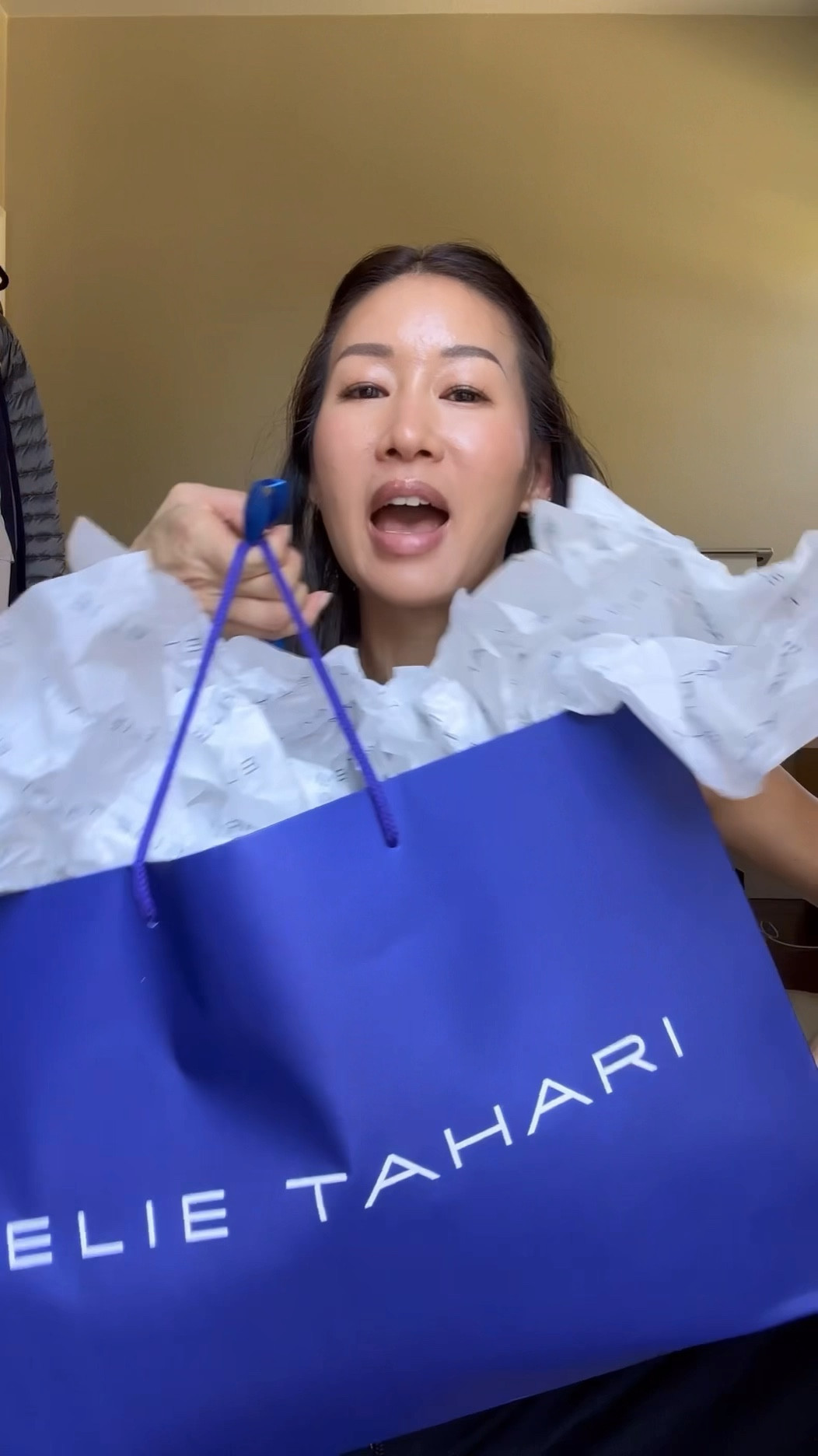 Goodie bag unbagging of my fave things! 🎉

I curated this goodie bag for my guests at the @elietahari event I had a few weeks ago. Incredibly grateful for all the brands I’ve been able to work with on this journey and their support for me over the years. Blessed to be in this space and can’t believe I’ve been doing this for 9 years!!

Thank you #elietahari, @charlottetilbury, @mirandafrye, @skinmedica, @oneskin.co, and @dibsbeauty. 🫶🏼 #favoritethings #skincare #beautyfinds #makeup #skinmedica #oneskin #charlottetilbury #mirandafrye #dibsbeauty #giftideas #giftsforher #LTKbeauty #ltkholiday

#LTKVideo #LTKOver40 #LTKFindsUnder50