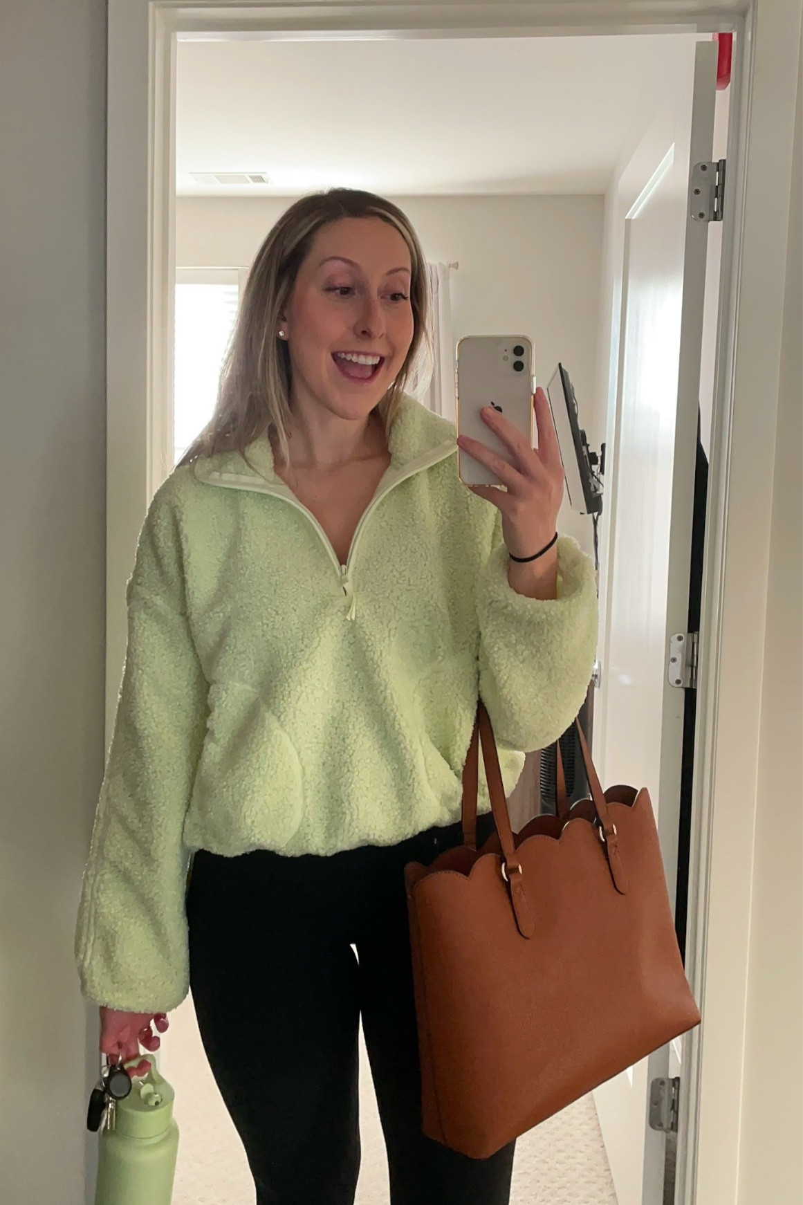 Kohls / Lauren Conrad purse / Old Navy women’s finds / athleisure 

#LTKFindsUnder50 #LTKFitness #LTKGiftGuide