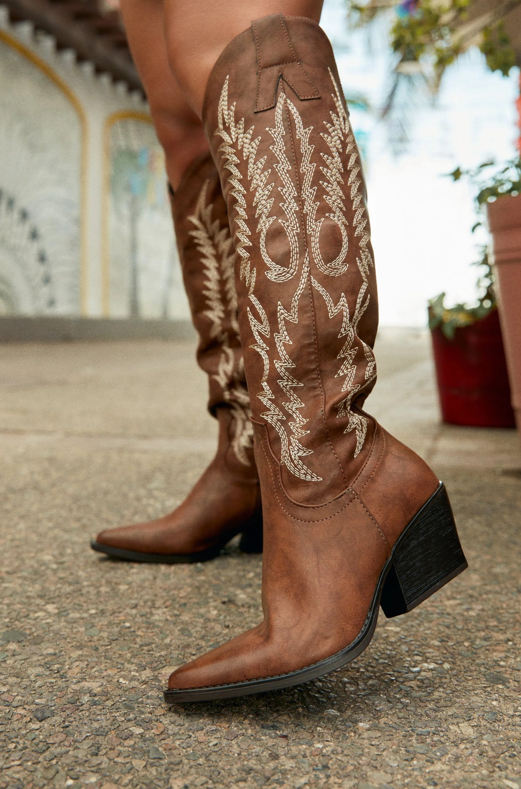 Miss Lola | Cowgirl Brown Western Cowgirl Boots | MISS LOLA