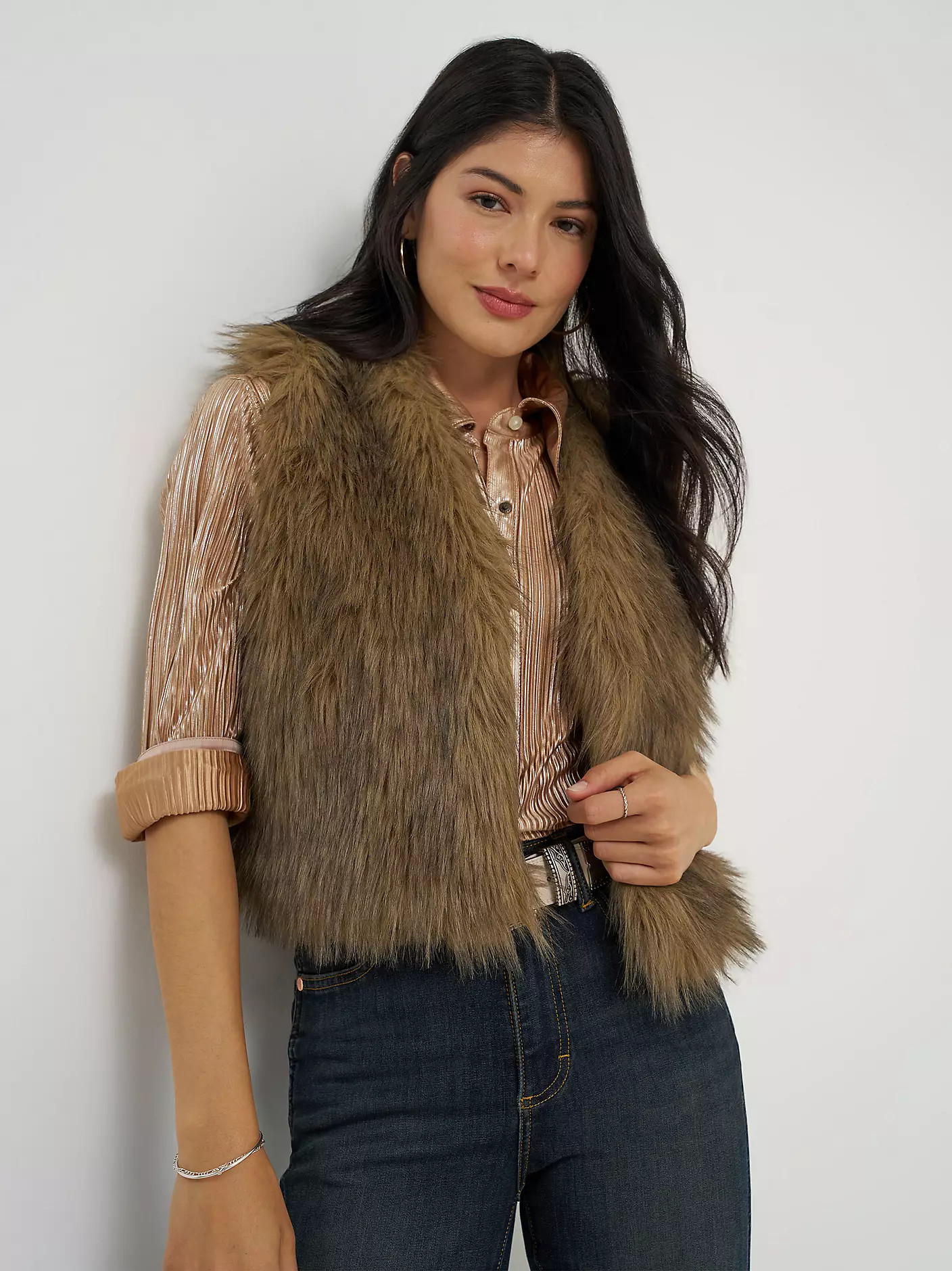 Lainey Wilson x Wrangler Faux Fur Vest | Wrangler