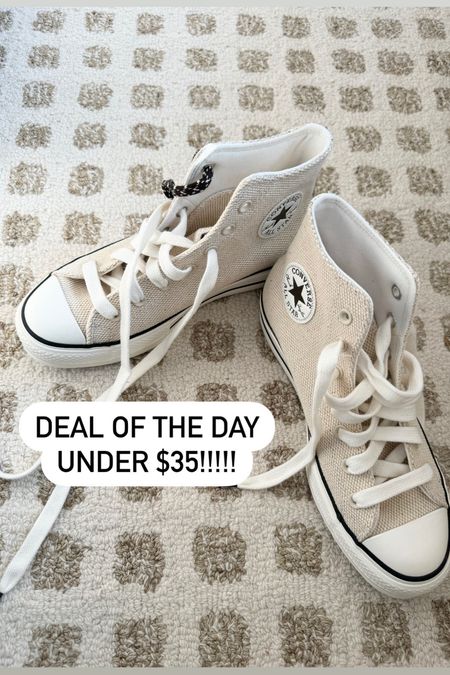 Deal of the Day $34!!!!!


#LTKSaleAlert #LTKFindsUnder50 #LTKShoeCrush