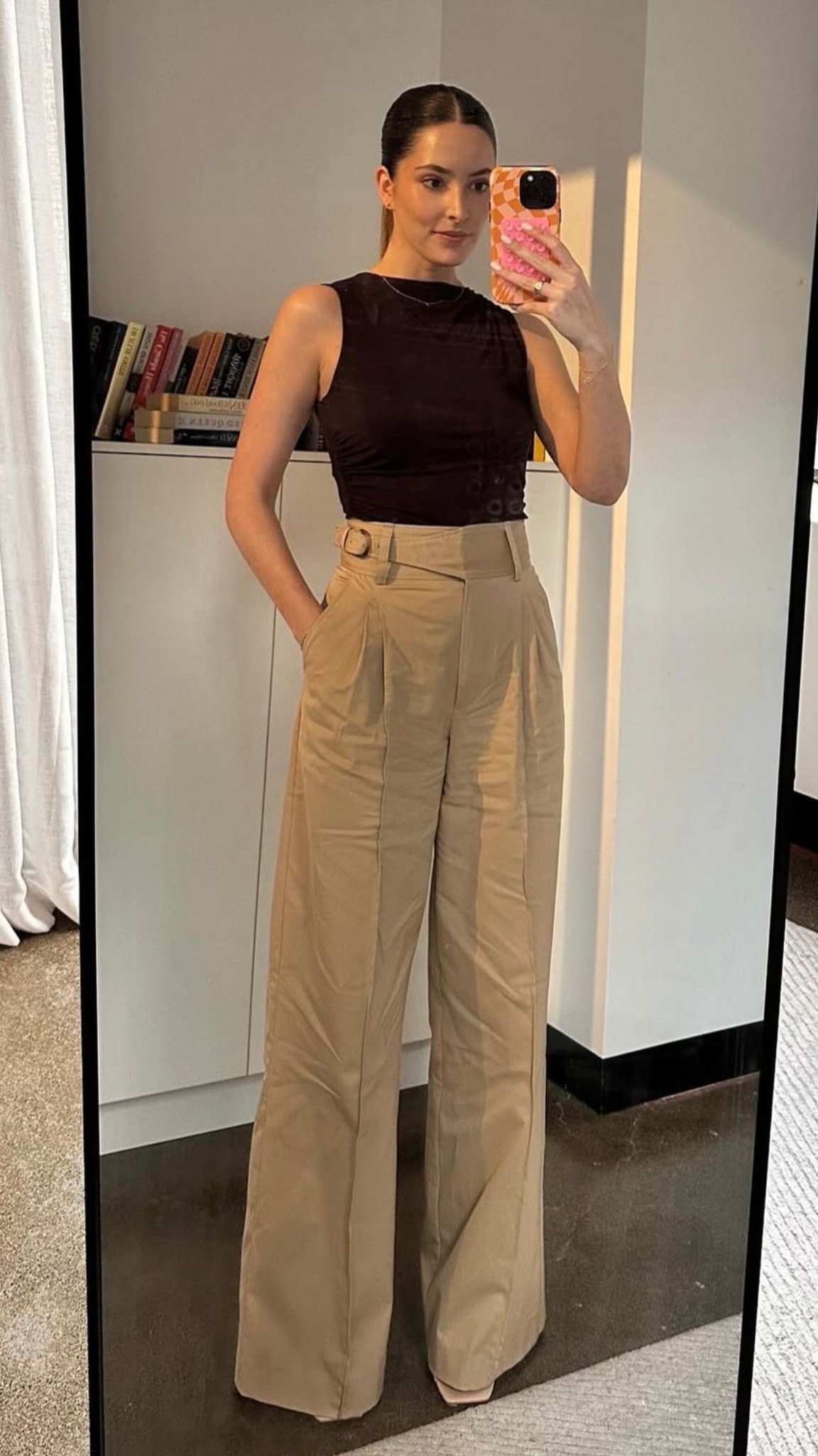 Jo sticking to her colour palette and looking oh so good doing it 

#LTKaustralia