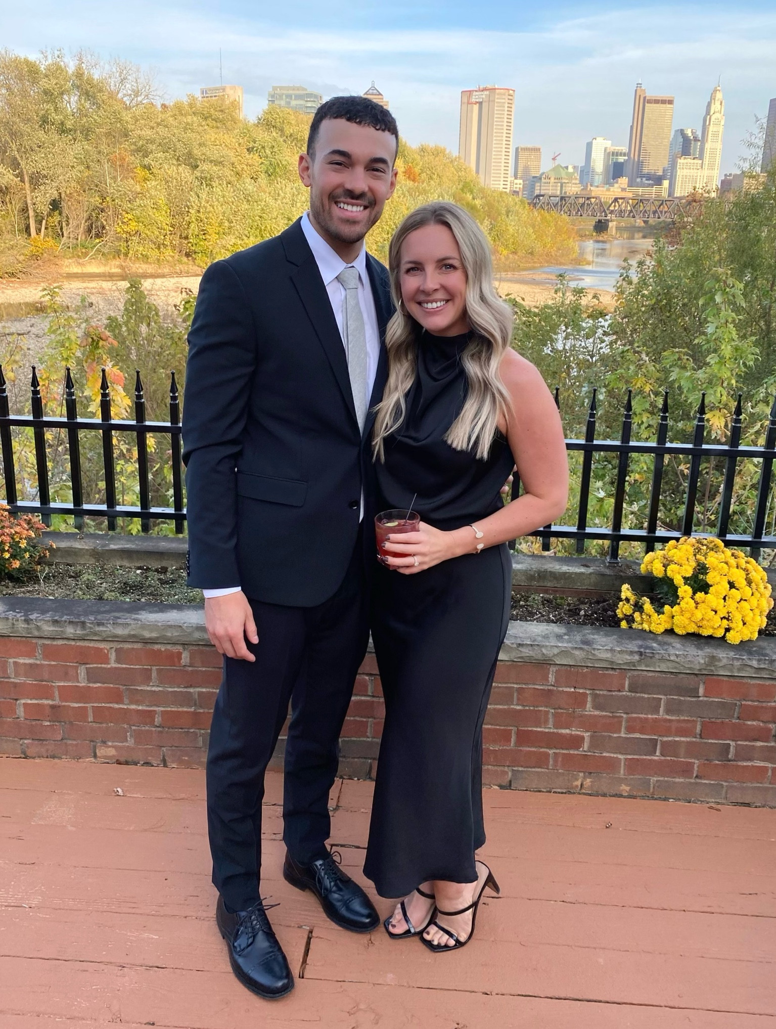 Wedding guest dress 
Formal wedding guest dress
Silk dress 
Fun shoulder details 

True to size, several colors 

#LTKwedding