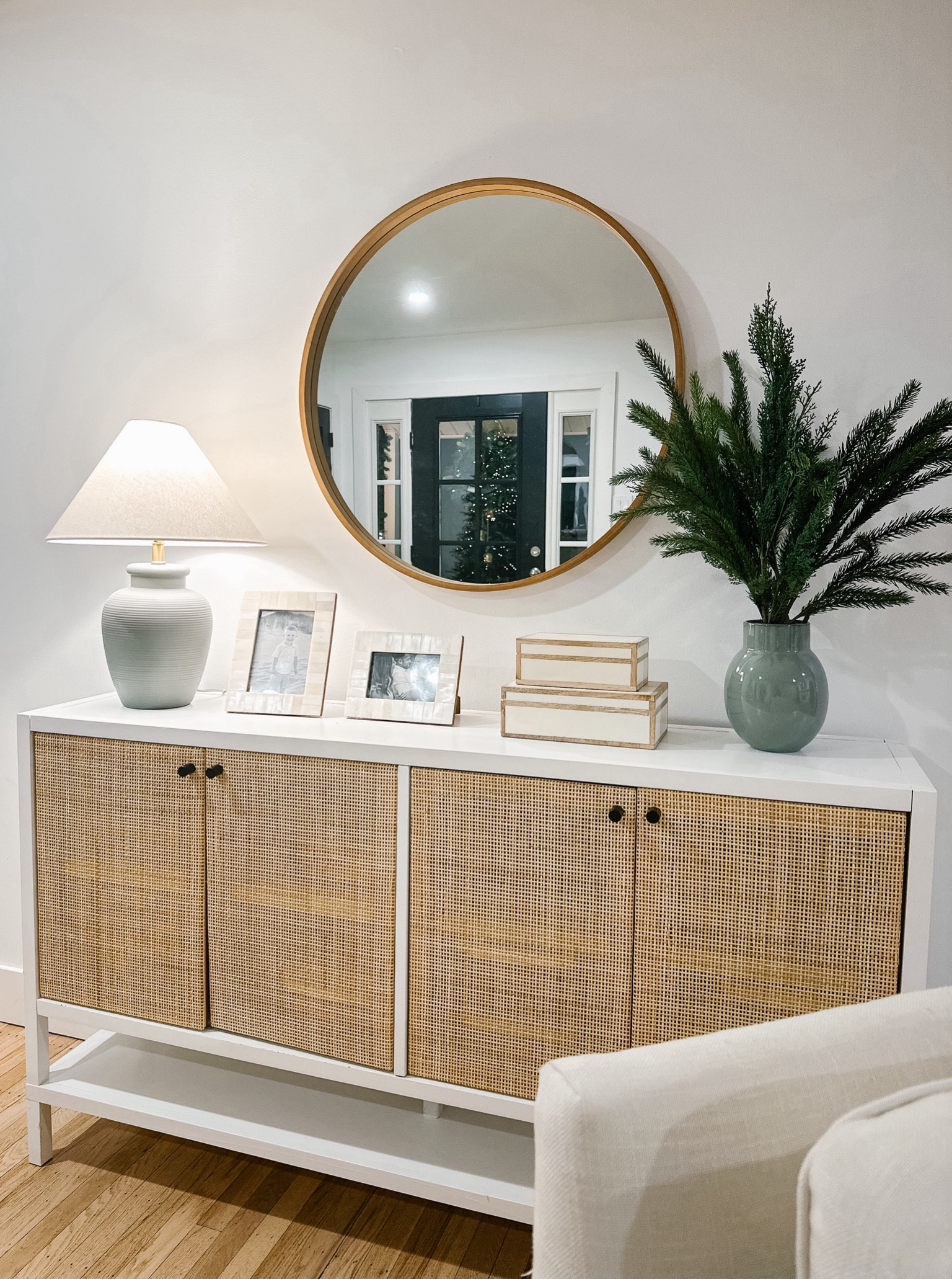 Finally got this mirror hung above our foyer table!

Foyer Decor
Entryway decor, coastal modern, transitional, organic modern, studio mcgee, Target style, console table, rattan console table, rattan foyer table, foyer table DIY, picture frames, decorative boxes, vase, lamp 


#LTKhome #LTKSeasonal #LTKsalealert