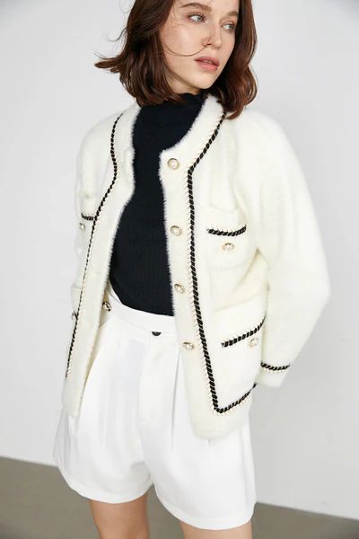 Yasmina White Drop Shoulder Chunky Knit Cardigan | J.ING