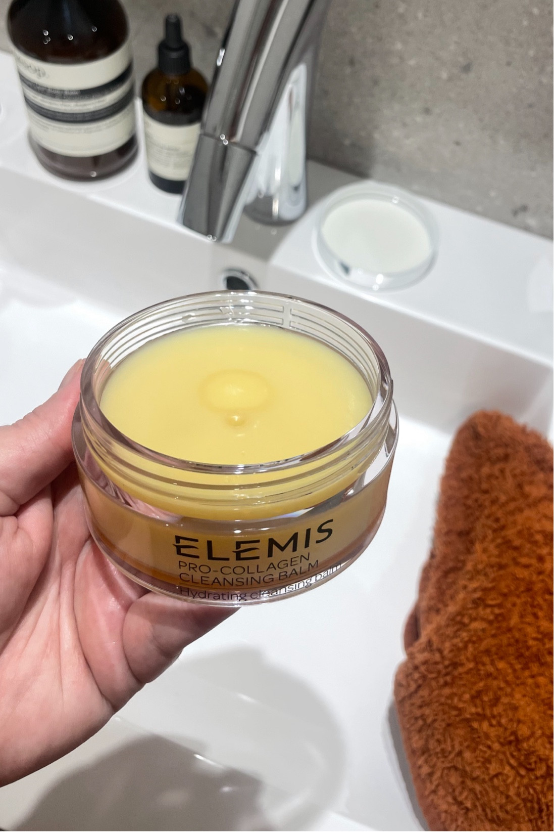 One of my favourite if not absolute favourite cleansing balms. An actual delight to use and takes every last bit of my makeup off.

#LTKbeauty #LTKeurope