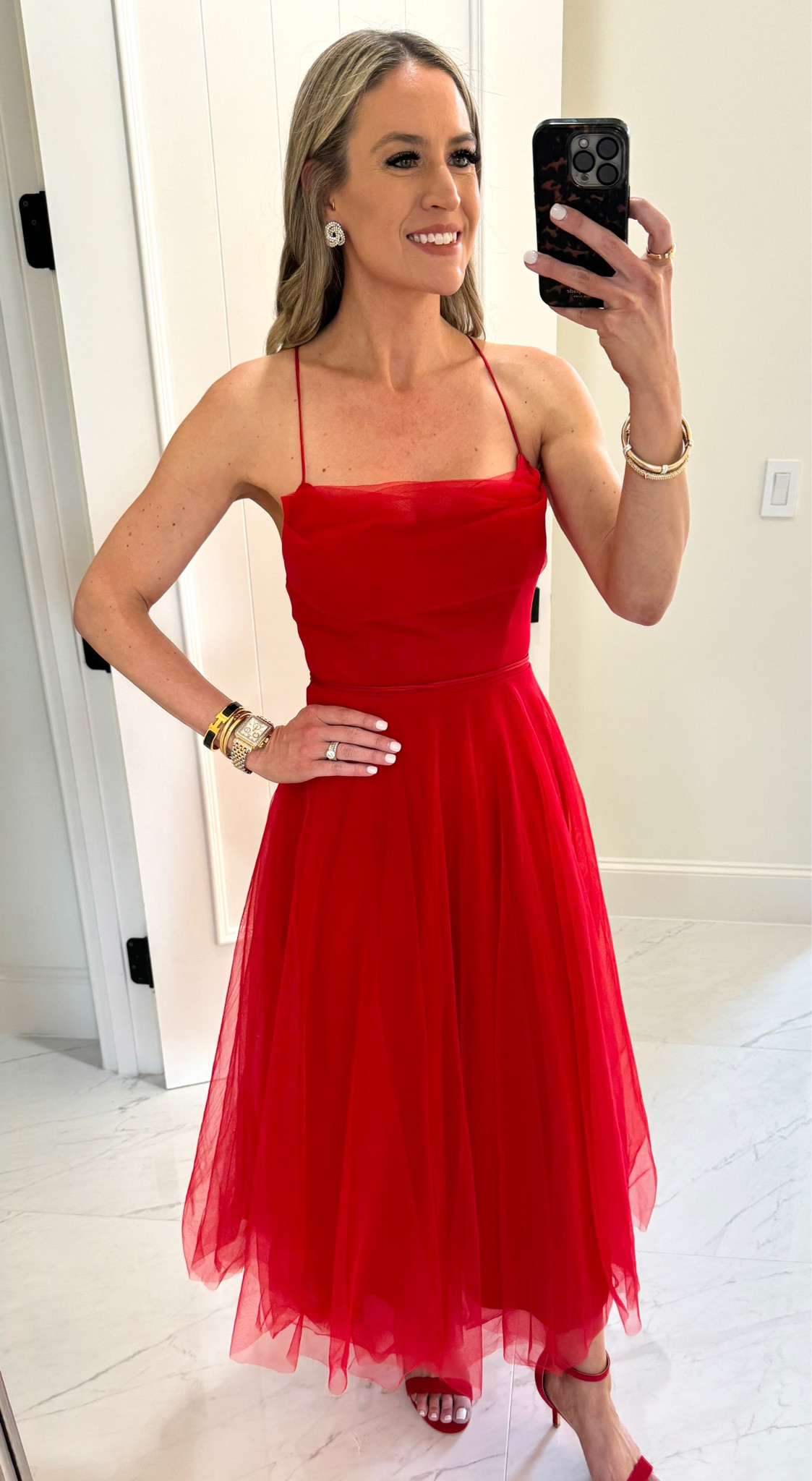 Holiday Dress 🎄

This tulle midi dress is the perfect dress for holiday parties or holiday cards. It comes in a dark green as well. 

#everypiecefits

Christmas card outfit
Christmas card dress
Holiday card dress
Holiday card out 
Holiday dress 
Christmas dress 
Formal dress 
Cocktail dress 
Holiday party dress 
Christmas party dress 
Gala dress

#LTKParties #LTKHoliday #LTKSeasonal