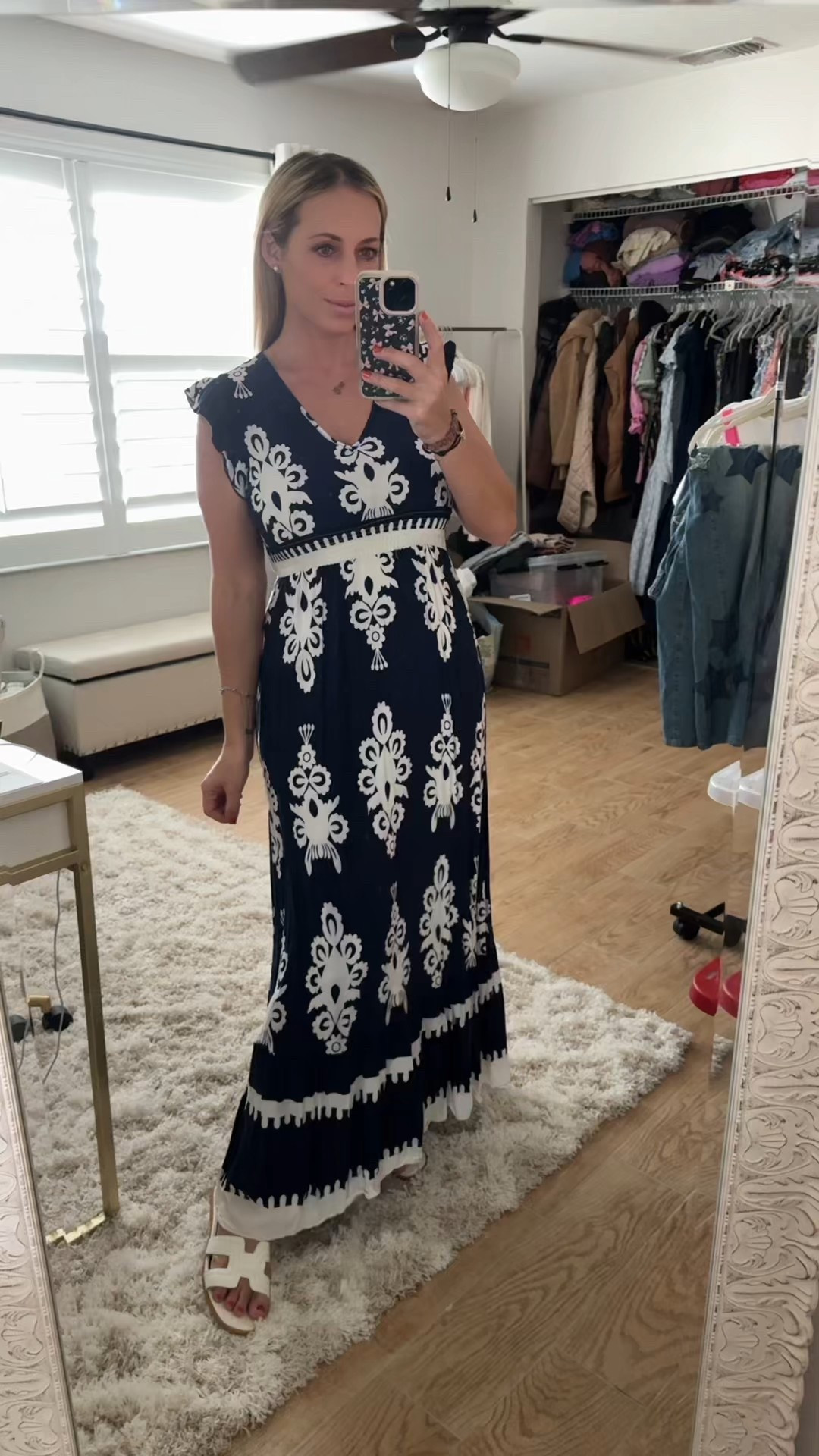 Maxi dress 

#LTKSaleAlert #LTKFindsUnder50 #LTKootd