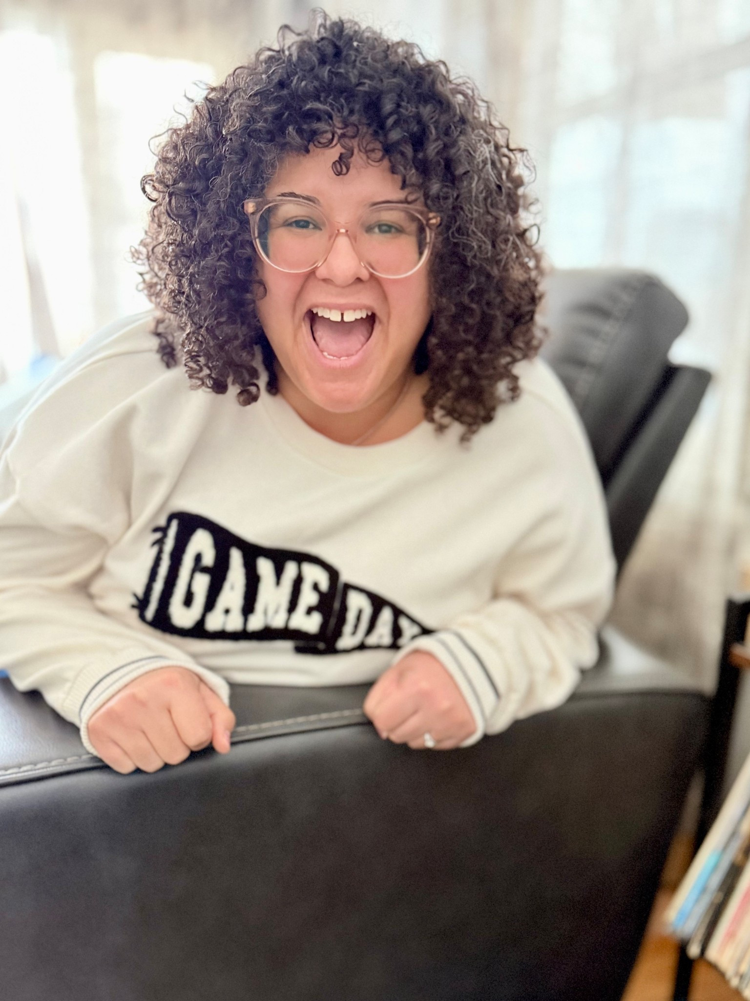 It’s Super Bowl Sunday! #everevepartner

Tell me, are you more excited about the game, the half time show, or the snacks?!

Rocking my “Game Day” sweatshirt from @evereve which works for pretty much any team or sporting event. 

And it is currently on sale for $30!

#LTKSaleAlert #LTKootd #LTKMidsize