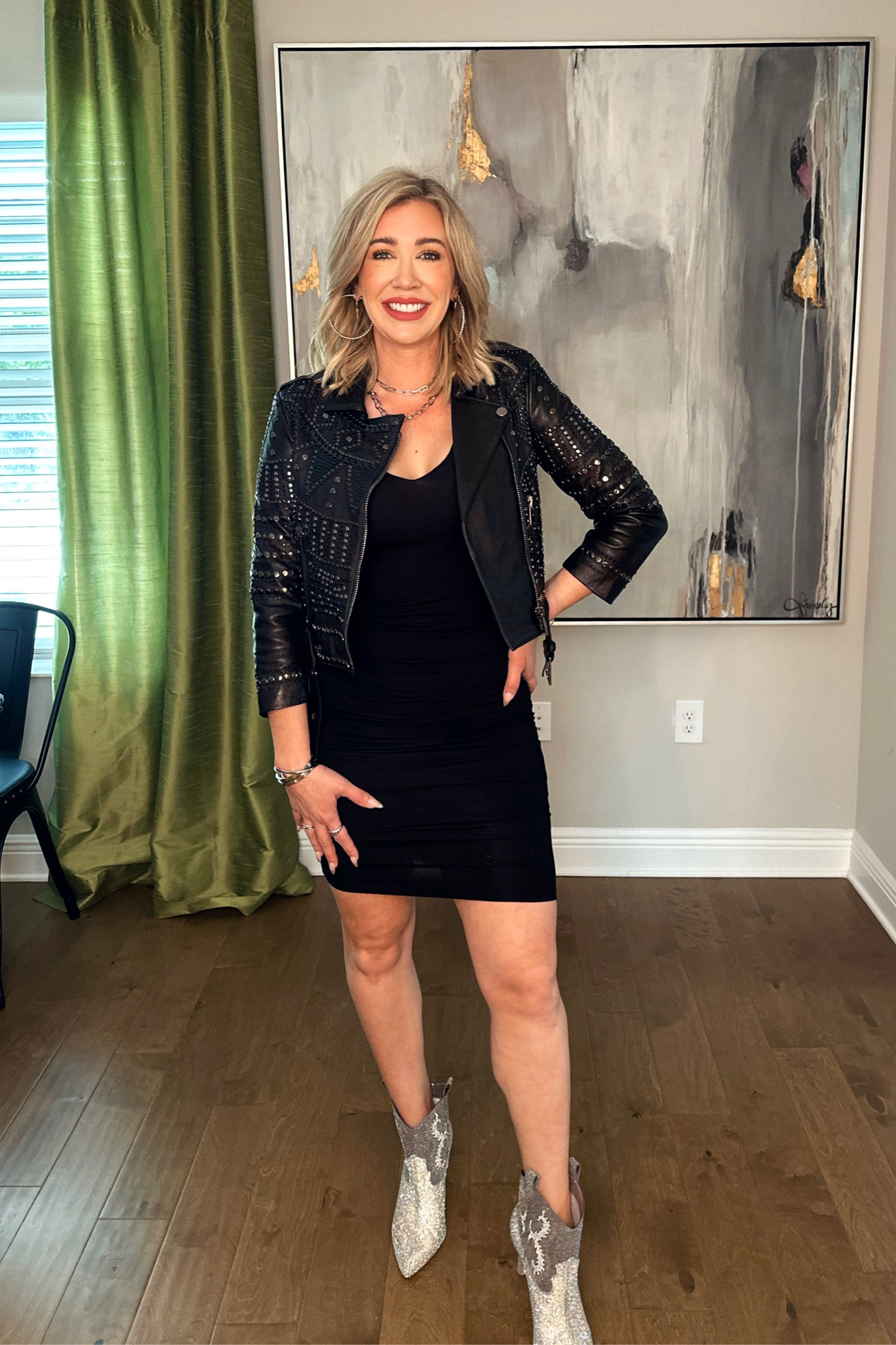 What I’m packing to take to Nashville on a girls weekend trip. 

Everything I’m wearing I’ve had in my closet a while. And no longer available. I linked similar items to give you a similar look  