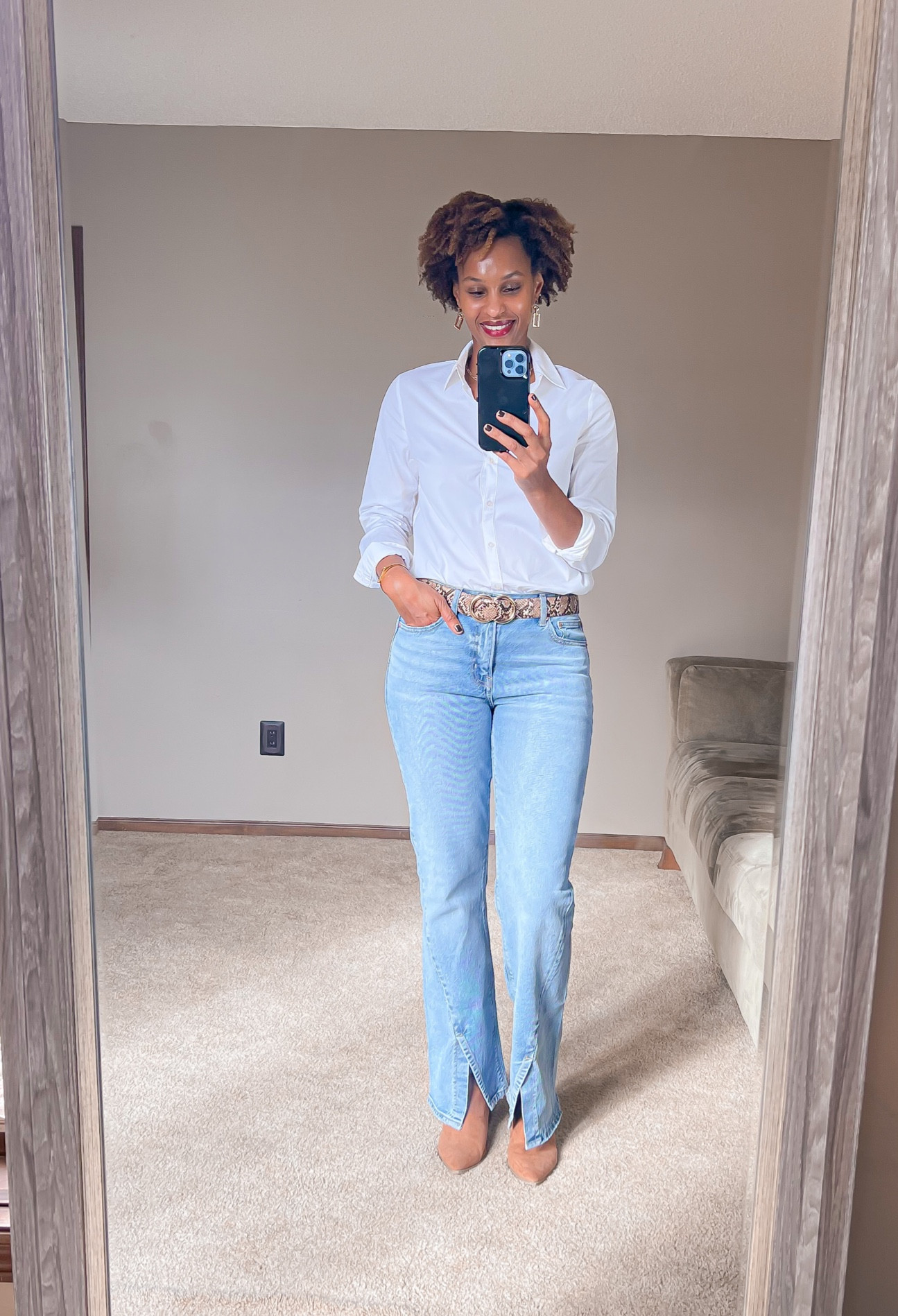These 90s bootcut jeans have a great fit and are very flattering on the body. 

#LTKstyletip #LTKHoliday #LTKsalealert