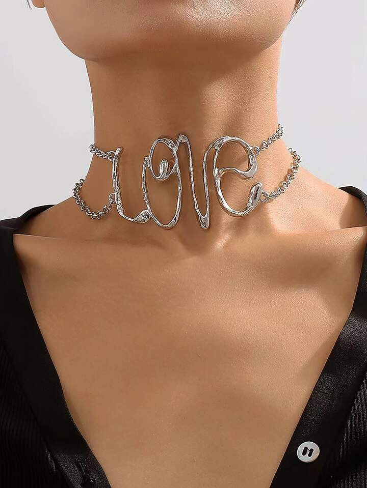 1pc Exaggerated Love Letter Design Short Necklace For Women, Vintage Hip Hop Style | SHEIN