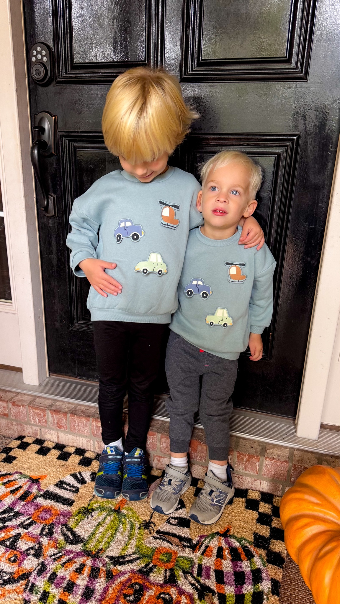 Sibling outfit brother outfits kids matching outfit boys clothes toddler boy outfit sweater sweatshirt h&m kids boys fashion

#LTKKids #LTKFindsUnder50 #LTKBaby