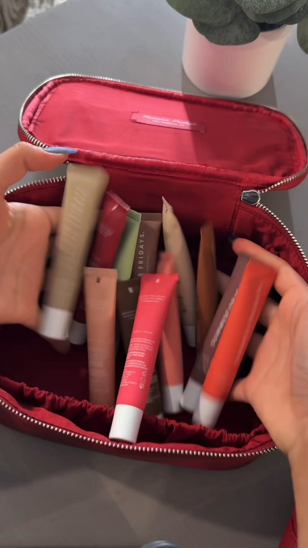 Perfect gift set or collectors piece for this beauty lovers! #sephora #giftguide #beautygifts #teengifts #sephoragifts #unboxing #summerfridays summer Fridays lip balm vaultts

#LTKGiftGuide #LTKBeauty #LTKHoliday