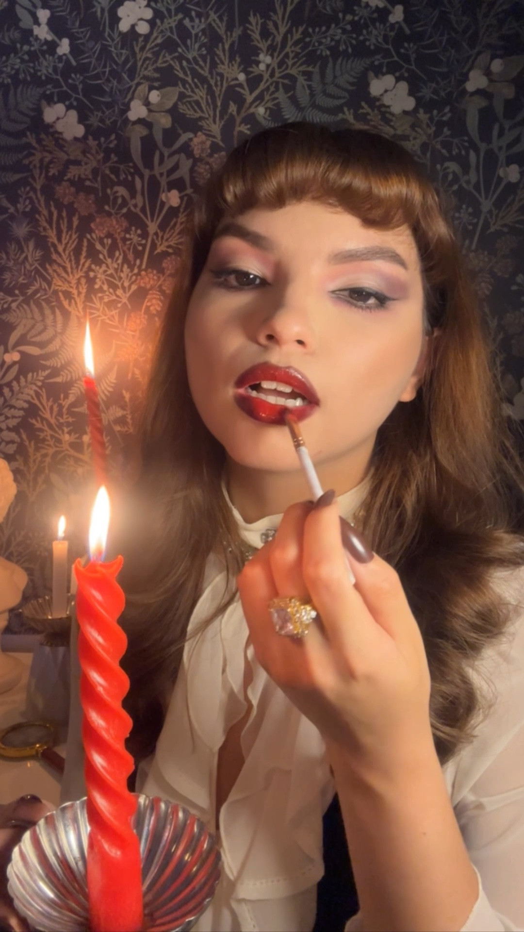 Victorian Goth Makeup, viciada nesse aesthetic 🧛🏻‍♀️🩸#Halloween

#LTKbeleza #LTKbrasil