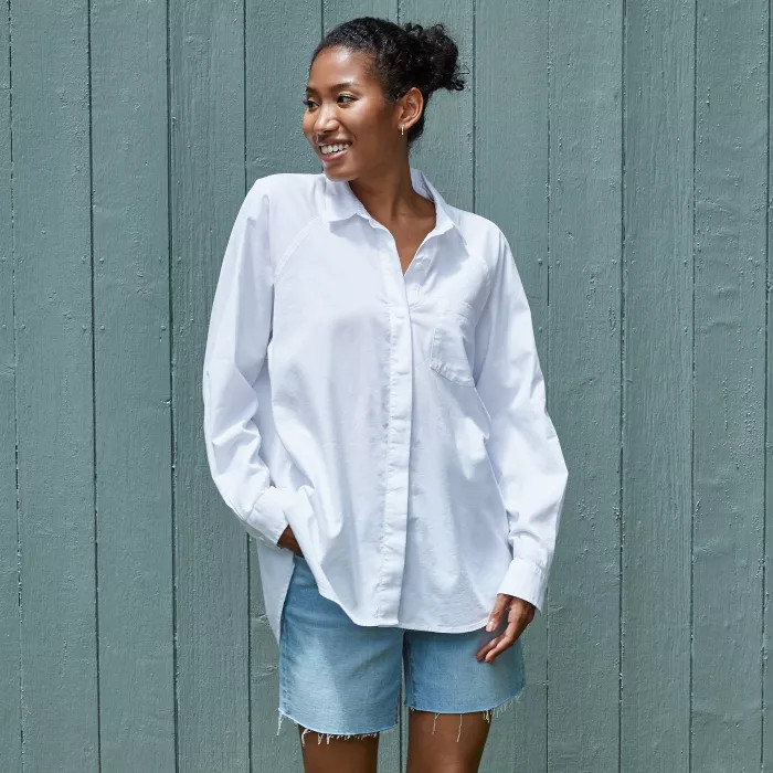 Women's Long Sleeve Button-Down Boyfriend Shirt - Universal Thread™ True White | Target