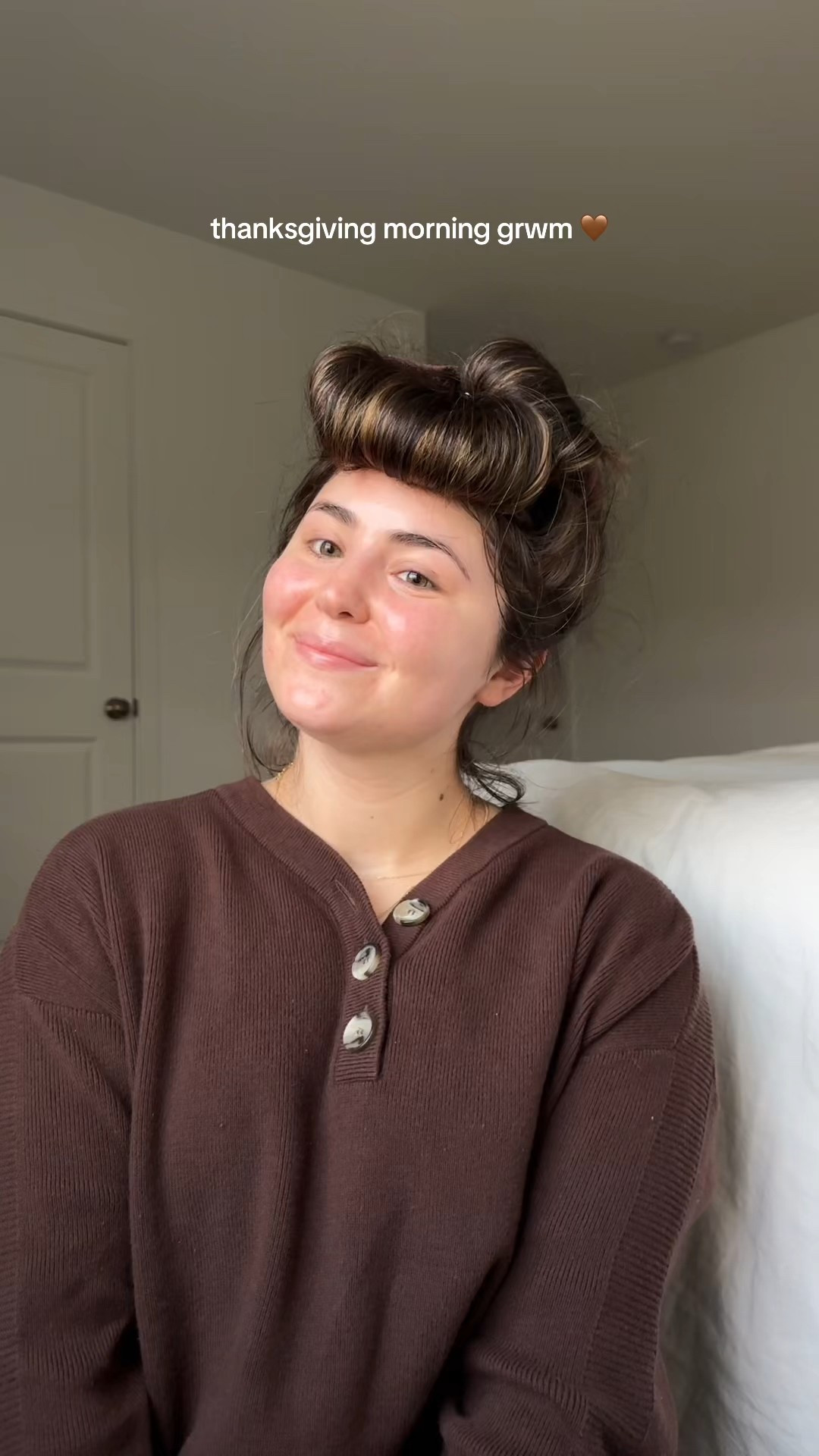 My casual Thanksgiving GRWM makeup look 🤎

Natural makeup look, glowy makeup, skin tint, toned moisturizer, best concealer, creamy concealer, natural blush, blush balm, summer Fridays blush butter balm, side bronzer, sake blush, cream bronzer, bronzer powder, Armani beauty, hourglass cosmetics, rhode lip, rhode lip peptide, rhode lip liner, rhode skin, benefit cosmetics 

#LTKselfcare #LTKmorningroutine #LTKBeauty