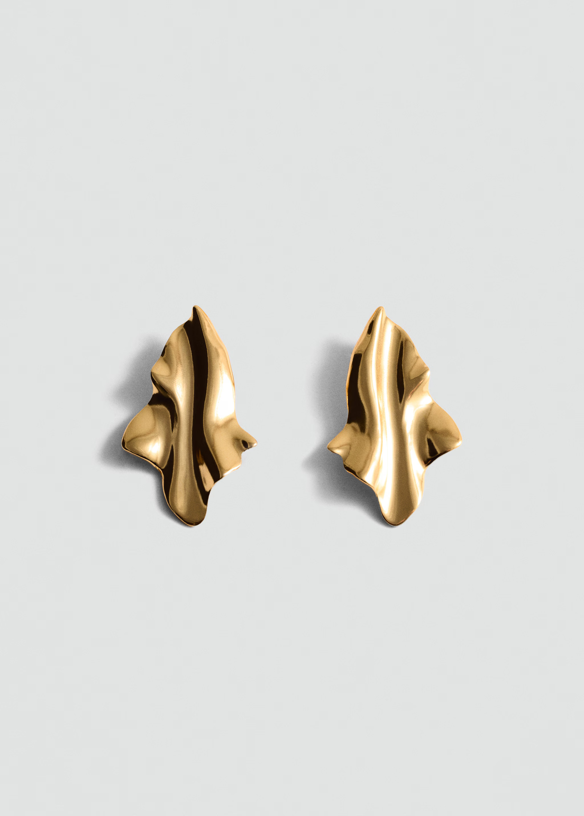 Twisted earrings | MANGO (UK)