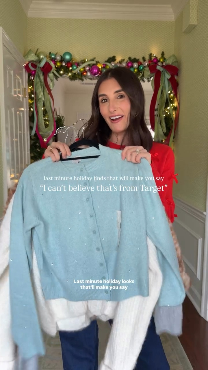 Last minute holiday looks from Target! ❤️🎄✨

#LTKHoliday #LTKootd