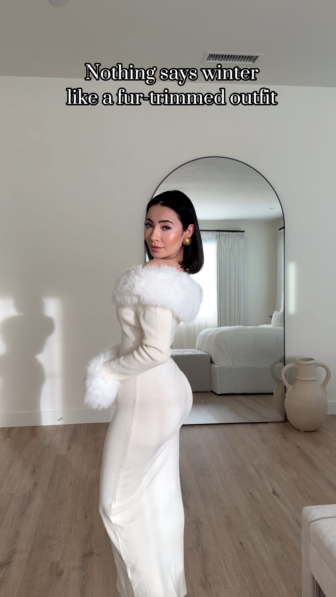 Fur trim long sleeve holiday winter maxi dress 🥰

I bought size XS!



#LTKFindsUnder50 #LTKSeasonal #LTKHoliday