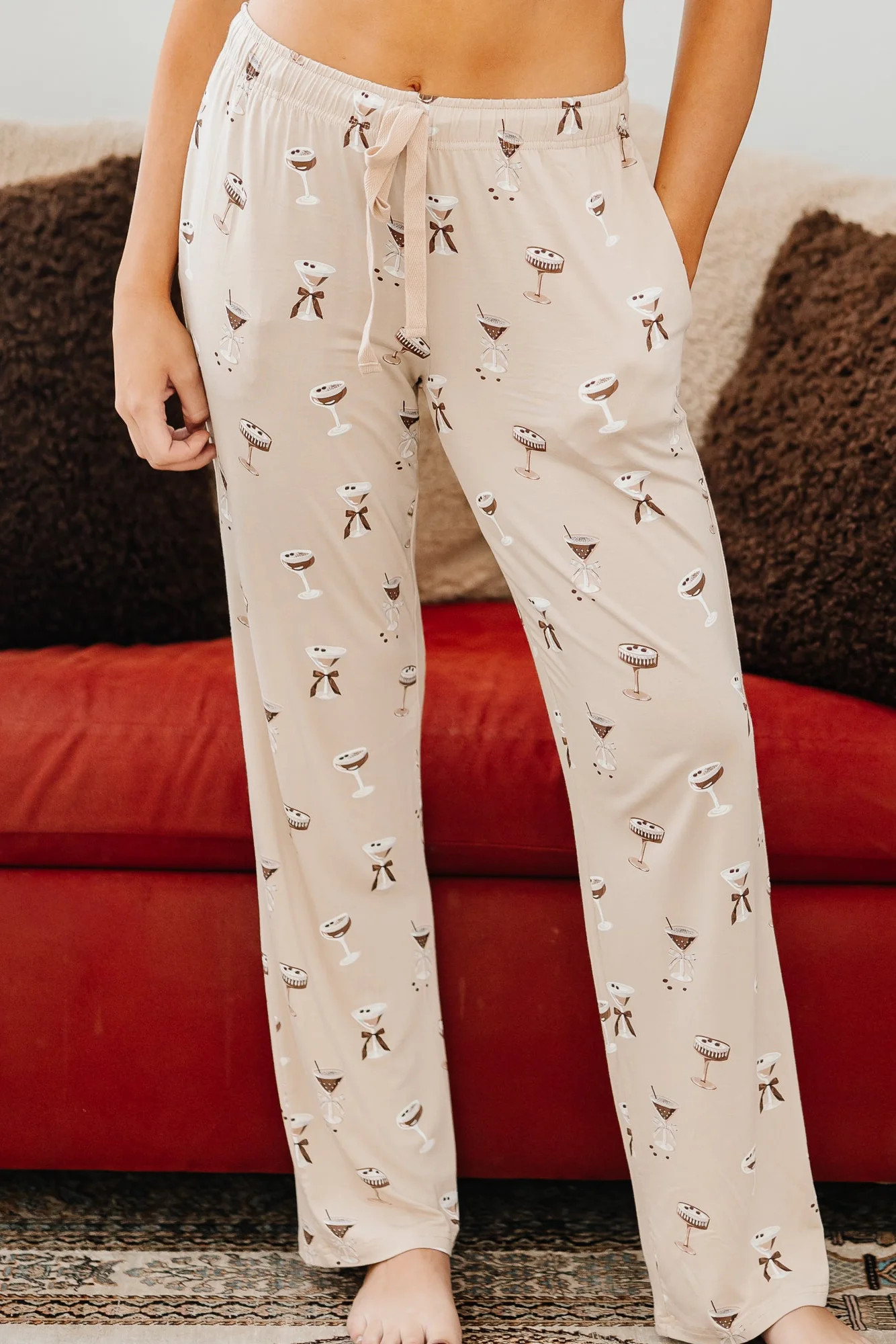 Bamboo Women's Lounge Pants in Espresso Martini | Kyte Living