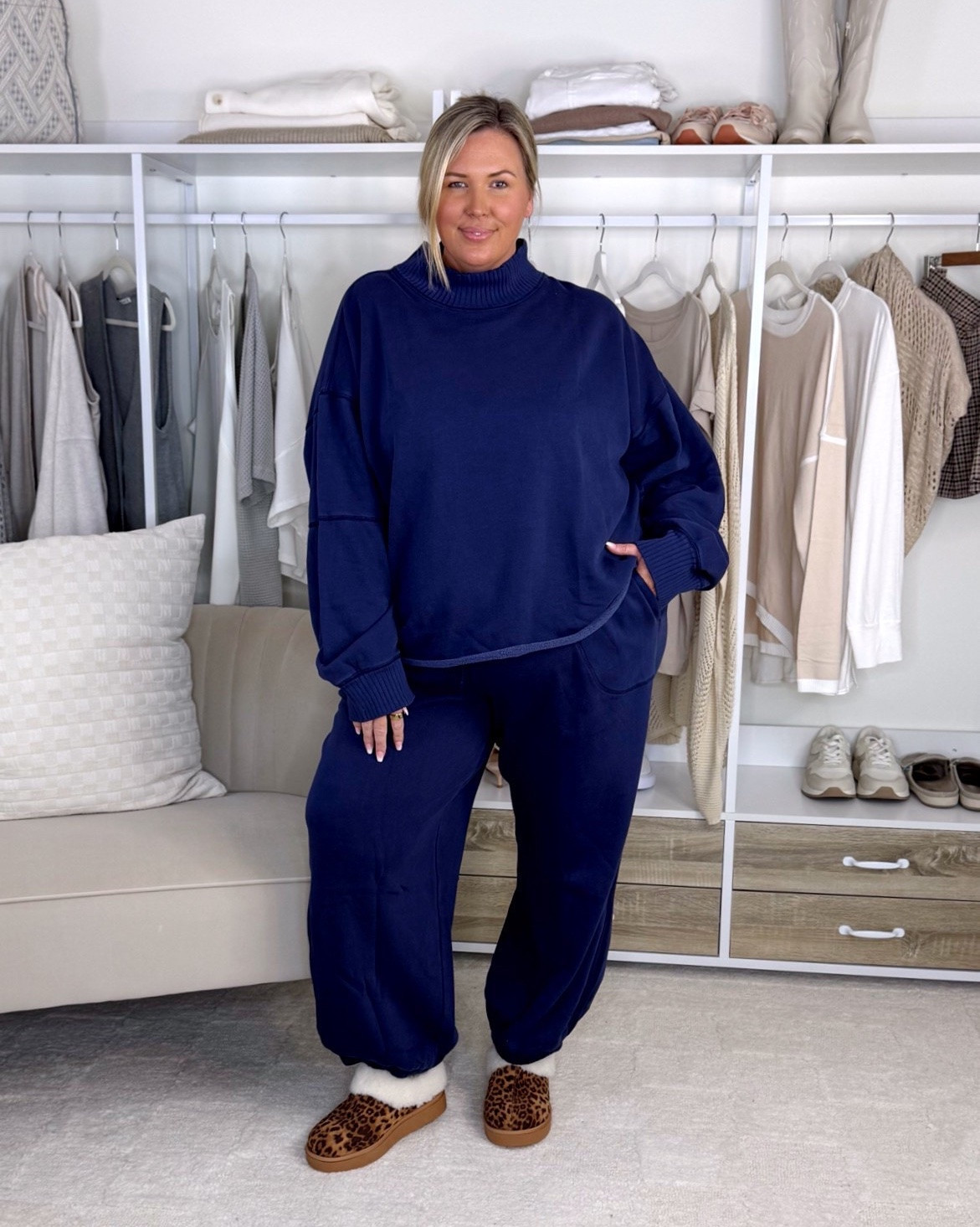Comfies on sale!! Wearing an XXL in all! Plus size, outfit inspo, fall fashion, apron belly

#LTKSeasonal #LTKPlusSize #LTKMidsize
