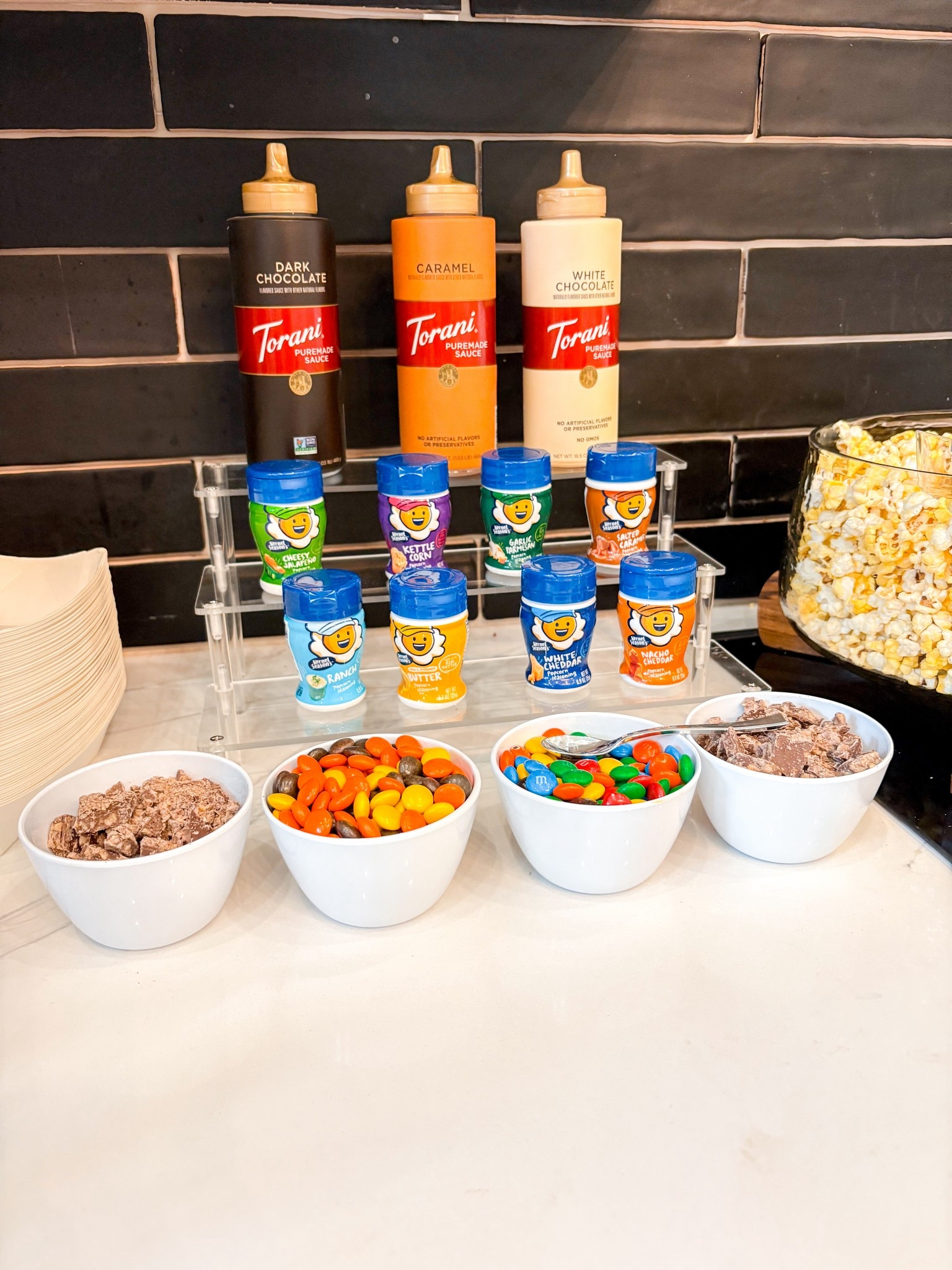 The ultimate popcorn bar! #popcornbar #party #partyfood #disney #disneyparty #partysnacks #popcorn #kidsparty #food #snacks #hosting #amazon #amazonhosting #hostingessentials 

#LTKfoodie #LTKKids #LTKHoliday