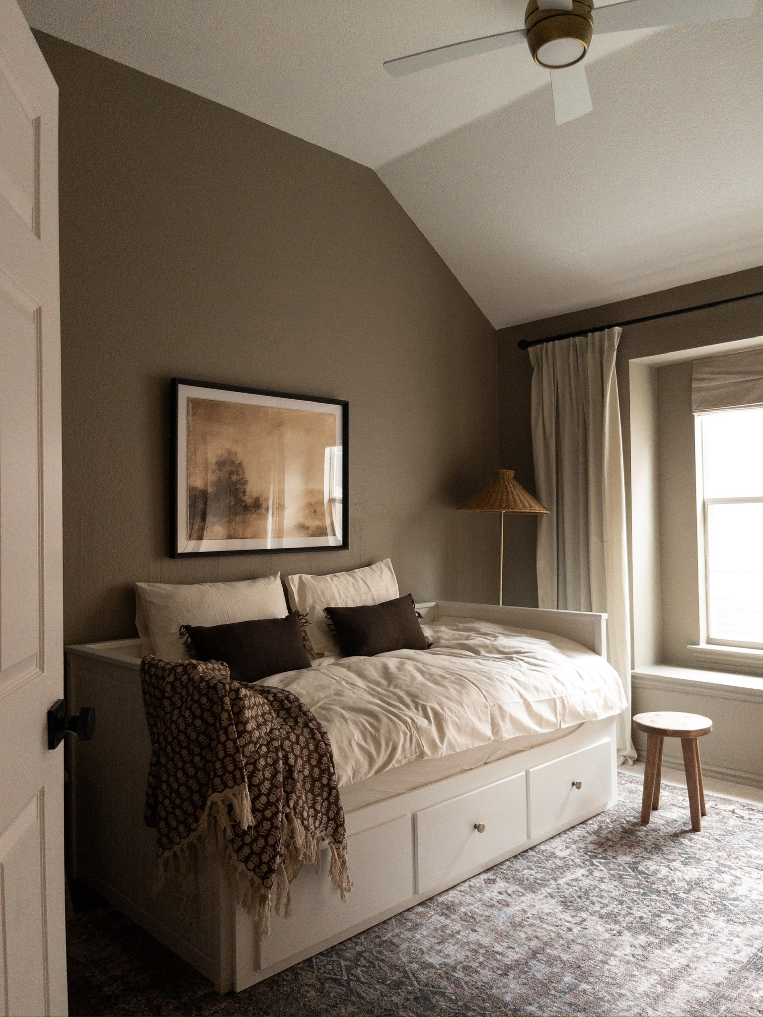 Guest Room views - get the most out of your small space!

guest room inspiration, home inspiration, guest room inspo, small space inspo, home decor inspo, earth home ideas, ikea bed, daybed, curtains, area rug, stool, art, throw blanket, small guest room 

#LTKstyletip #LTKhome