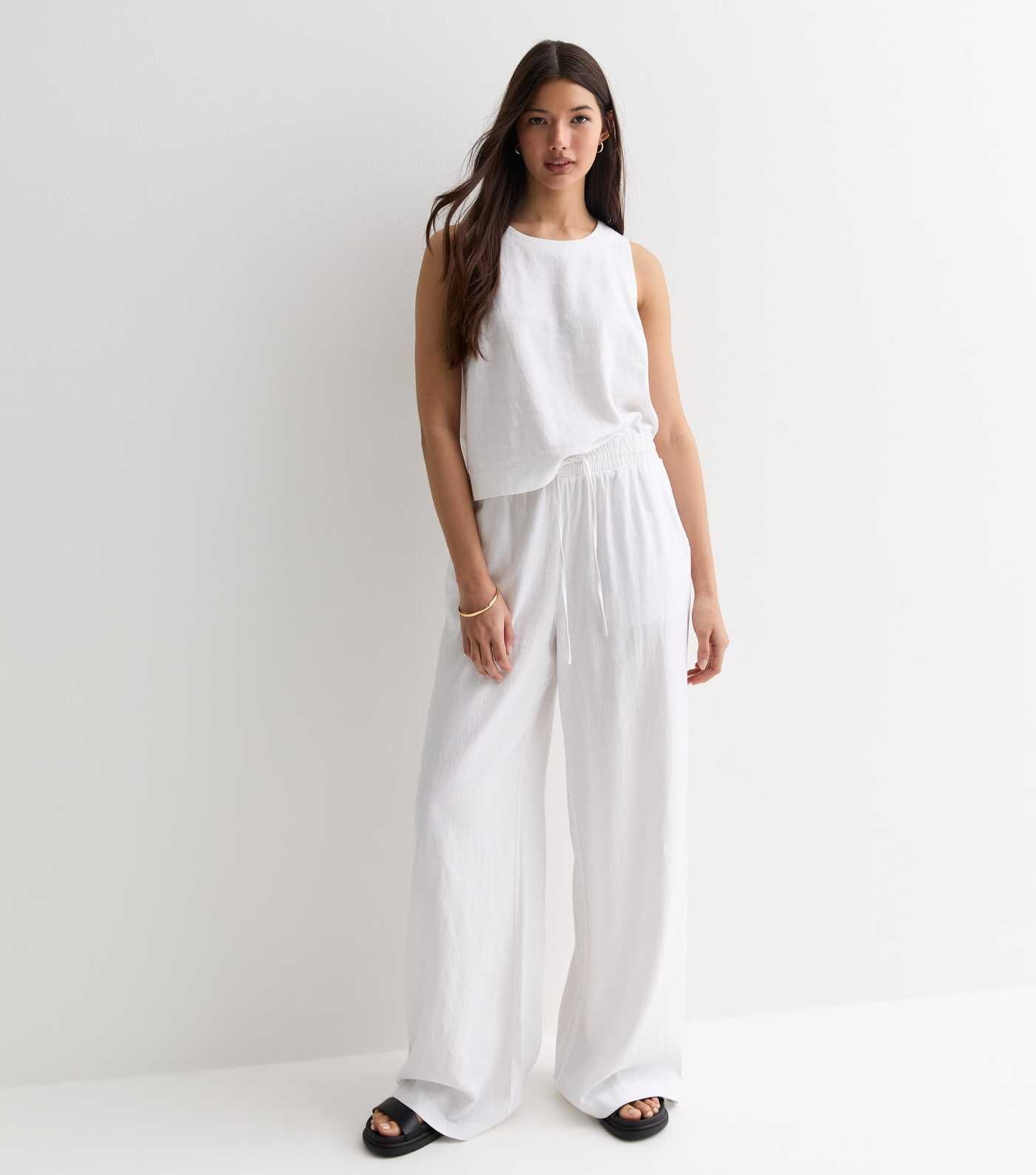 White Linen Blend Drawstring Waist Wide Leg Trousers | New Look | New Look (UK)