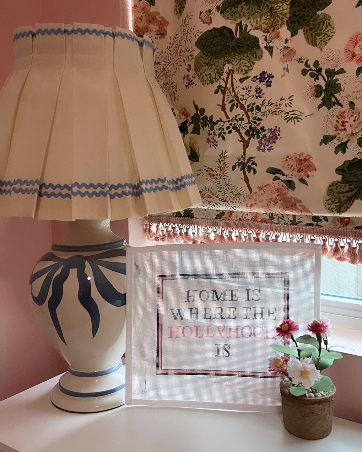 Lee Jofa inspired “home is where the hollyhock is” needlepoint canvas!


Girly nursery
Grandmillenial home 
Grandmillenial nursery
Hollyhock floral
Baby girl

#LTKhome