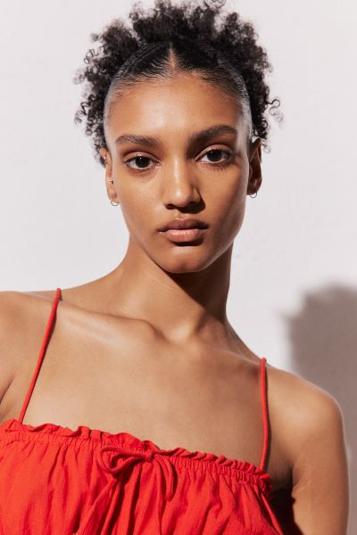 Smocked Bodycon Dress - Sleeveless - Short - Red - Ladies | H&M US | H&M (US + CA)