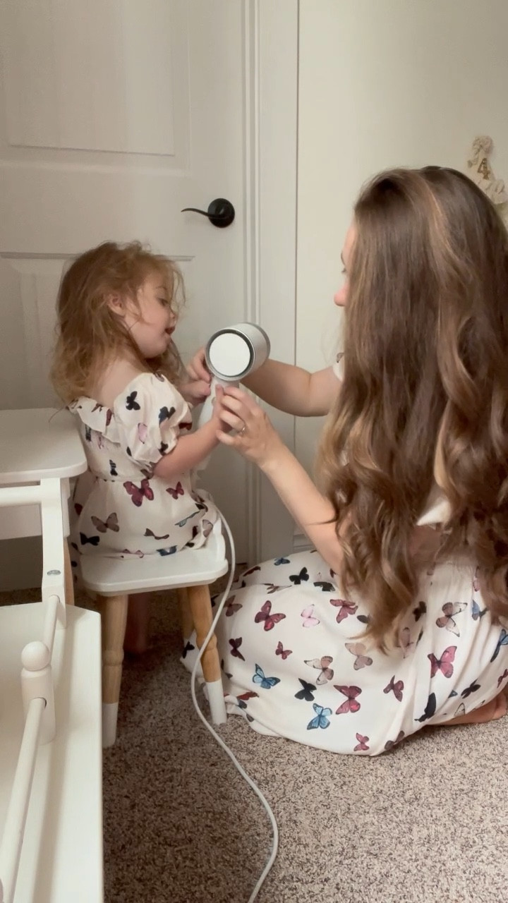 Get ready with us 🦋

#LTKfamily #LTKstyletip #LTKbaby