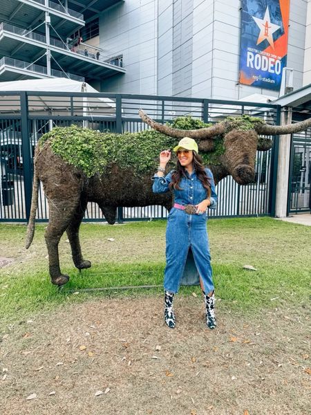 In love with this denim dress! The perfect western style midi dress that works as a Western outfit - rodeo outfit - country concert outfit - Nashville outfit - you name it! 
4/22

#LTKfindsunder100 #LTKstyletip #LTKFestival