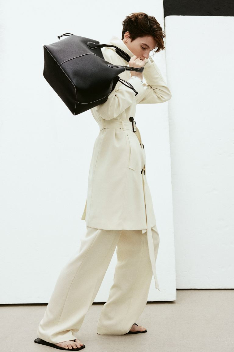 Double-breasted trenchcoat | H&M (UK, MY, IN, SG, PH, TW, HK)