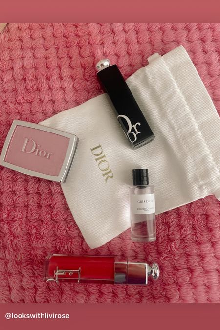 Some of my fav products ESPECIALLY THE BLUSH! - life-changing

#LTKGiftGuide #LTKU #LTKbeauty