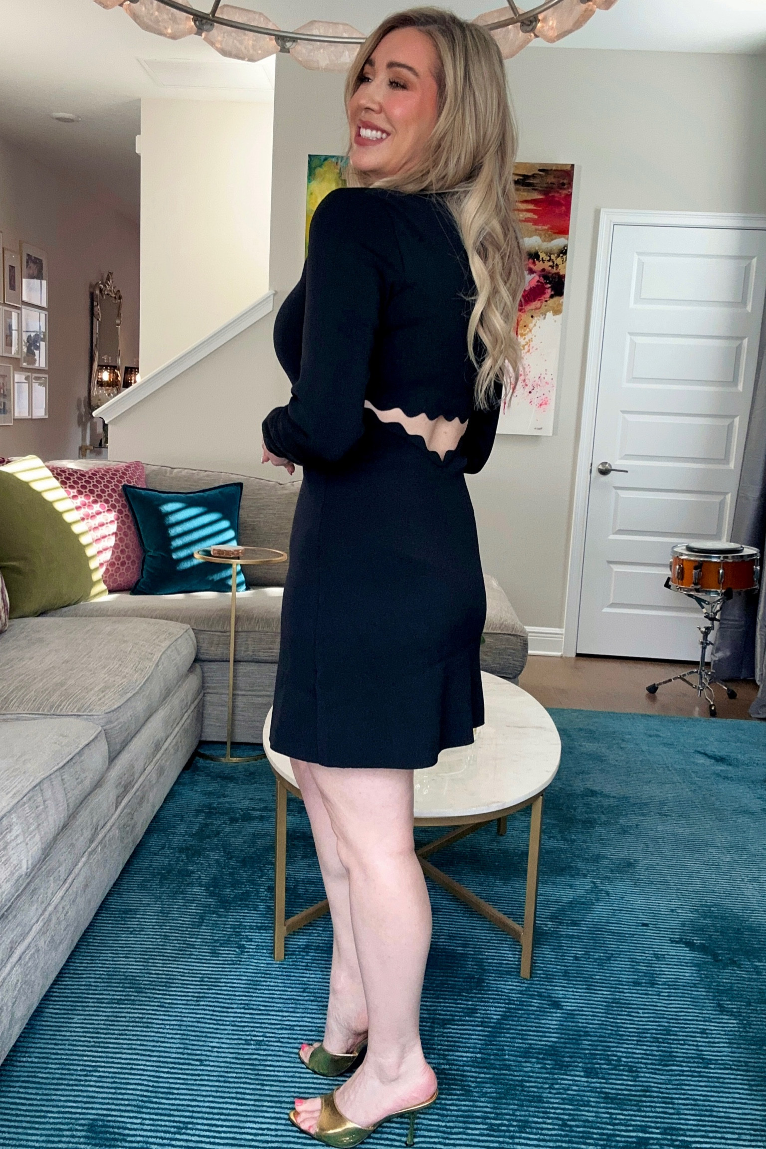 A classic fit & flare with fun details that make it more edgy and modern. Love the cut out in the back and the scalloped neckline. 
Wearing a medium 

💋 lip in shade pillowtalk