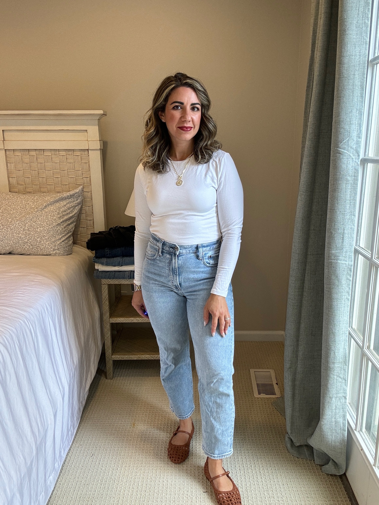 These Abercrombie jeans are perfect for petites! I have a 27 short, and a medium top. Grab them on sale with code AFLTK. 

#LTKFindsUnder100 #LTKStyleTip #LTKFallSale