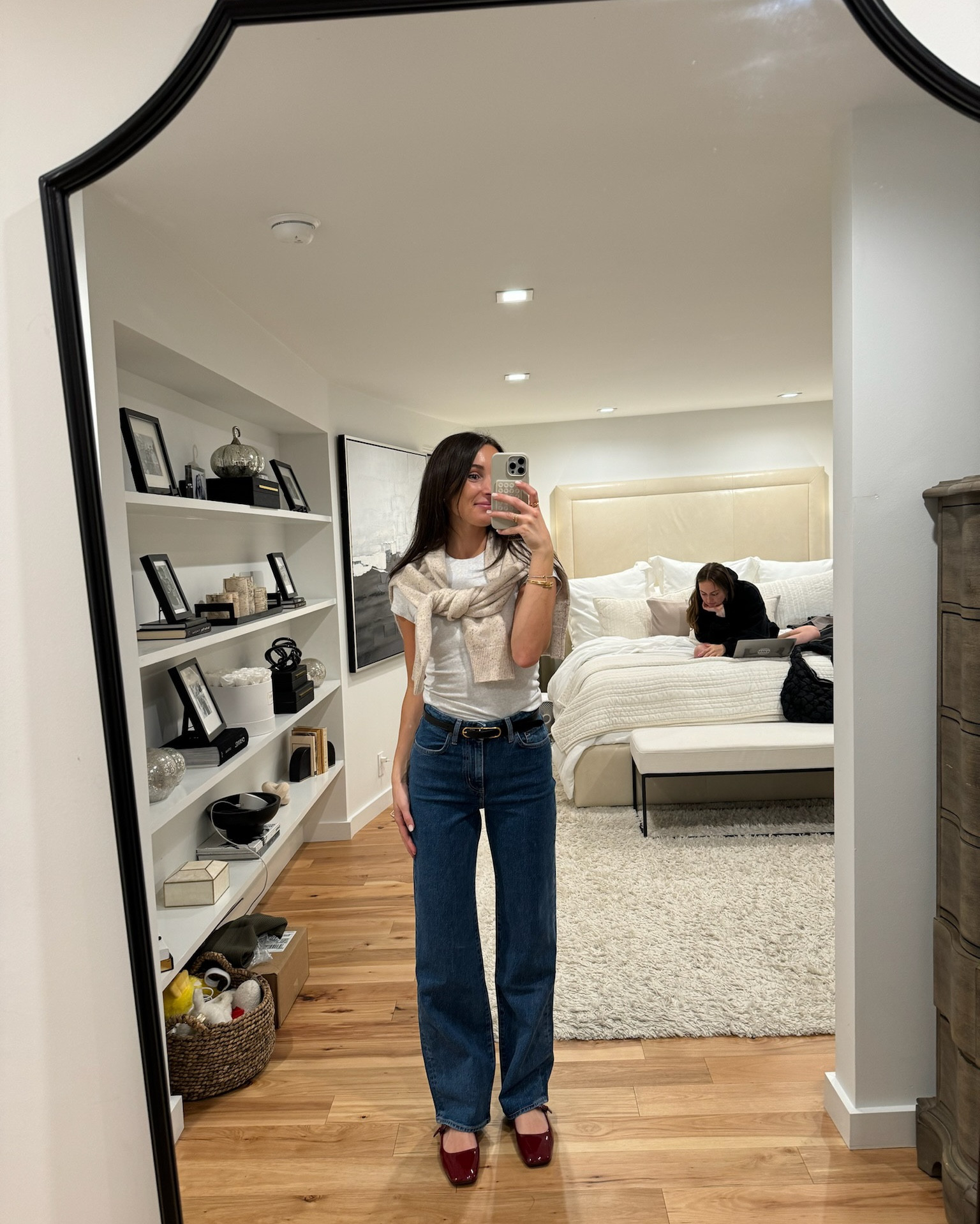 This is what the cool girls wear these days I guess 
@aritzia 
#aritziapartner