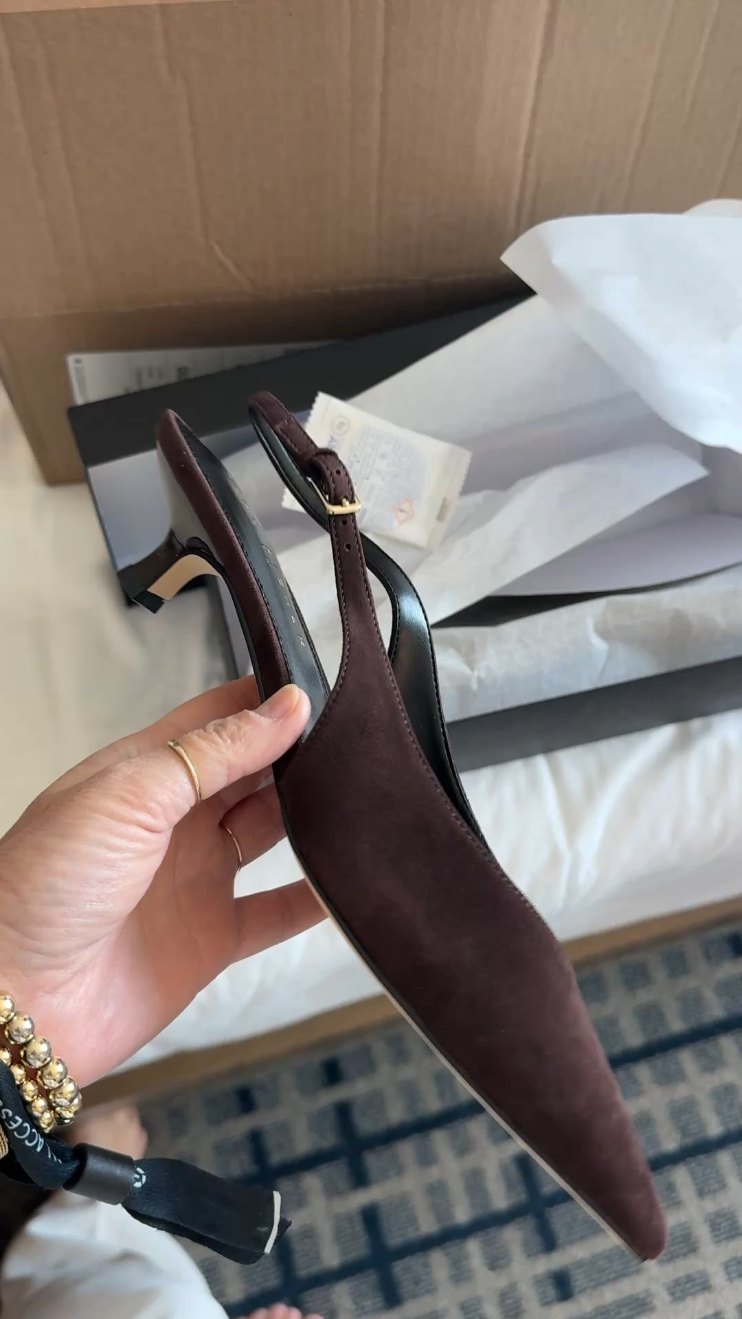 Dark brown suede kitten heel.

#LTKgrwm #LTKootd #LTKWorkwear